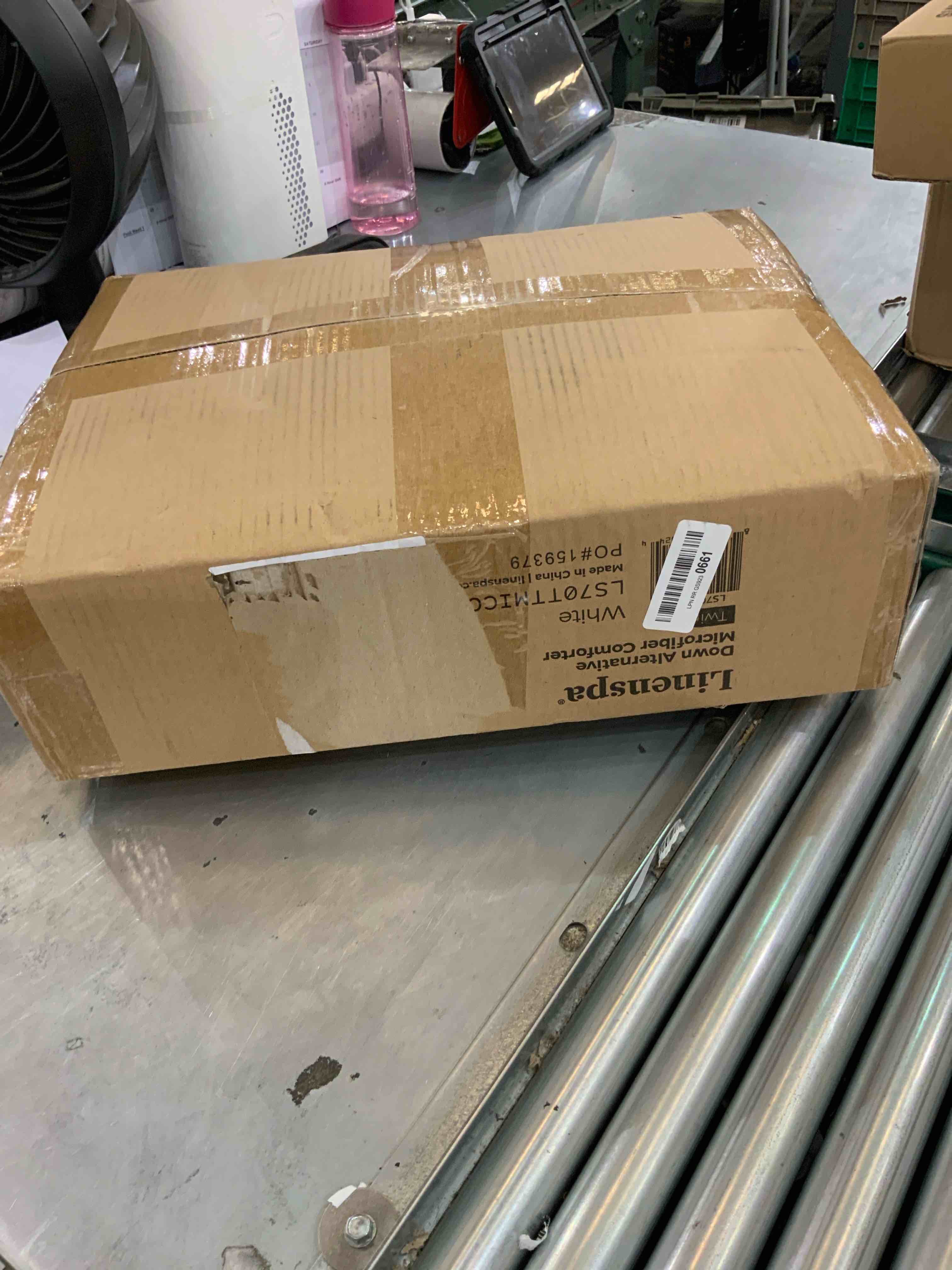 https://s3.amazonaws.com/lotting-images-prod/bidfta/EXS00518693_1695829744237.jpeg