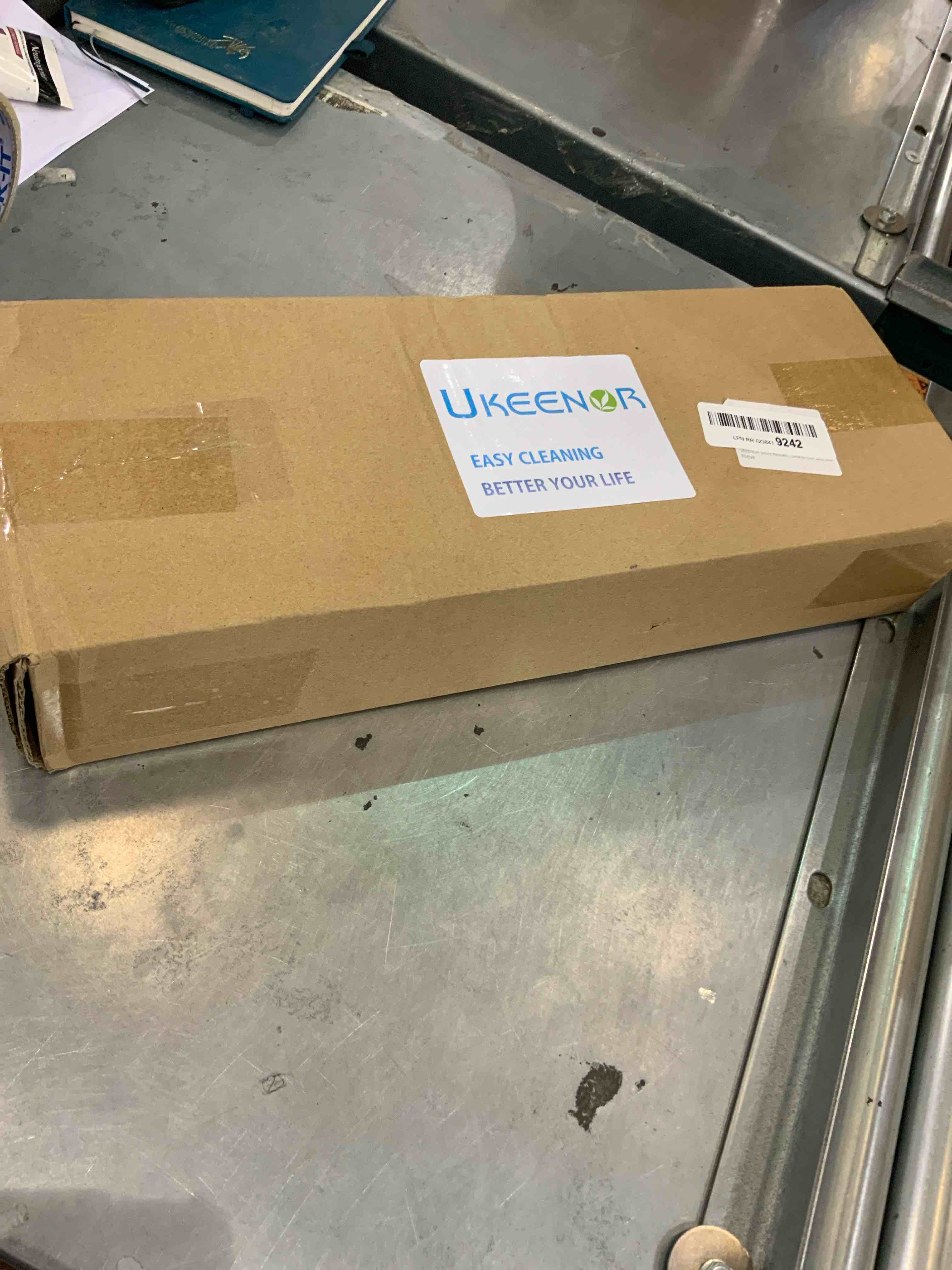 https://s3.amazonaws.com/lotting-images-prod/bidfta/EXS00518957_1695921794075.jpeg