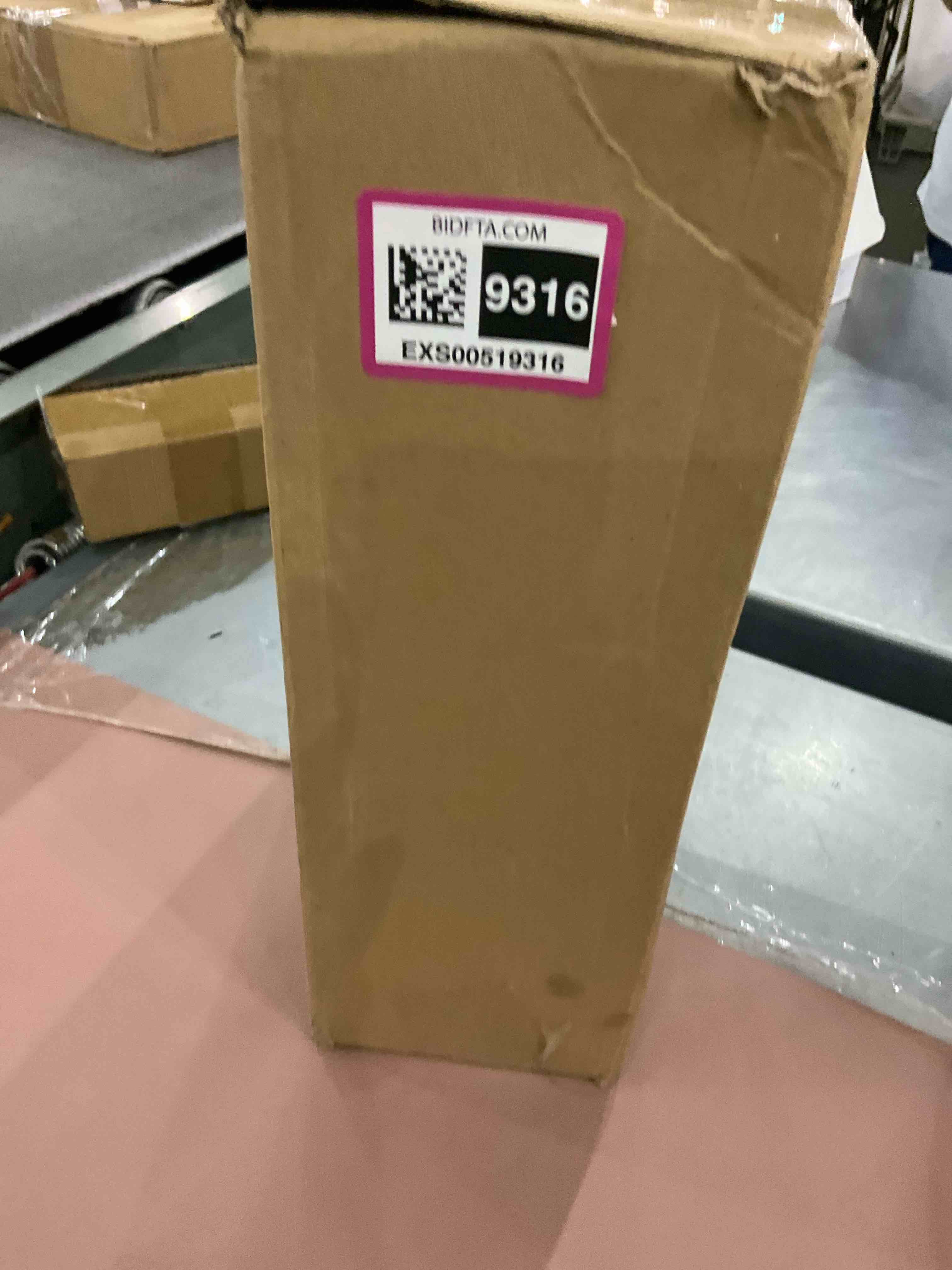 https://s3.amazonaws.com/lotting-images-prod/bidfta/EXS00519316_1696000195526.jpeg