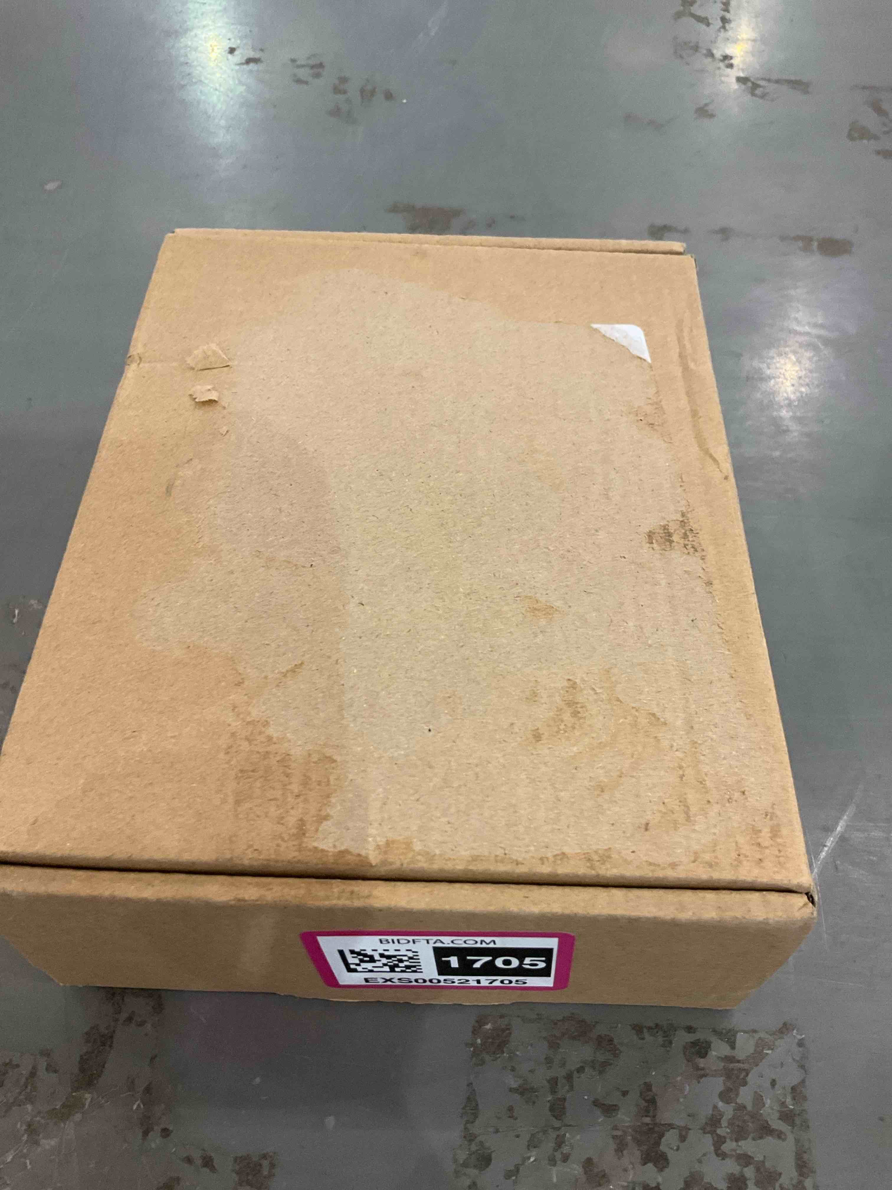 https://s3.amazonaws.com/lotting-images-prod/bidfta/EXS00521705_1697043657978.jpeg