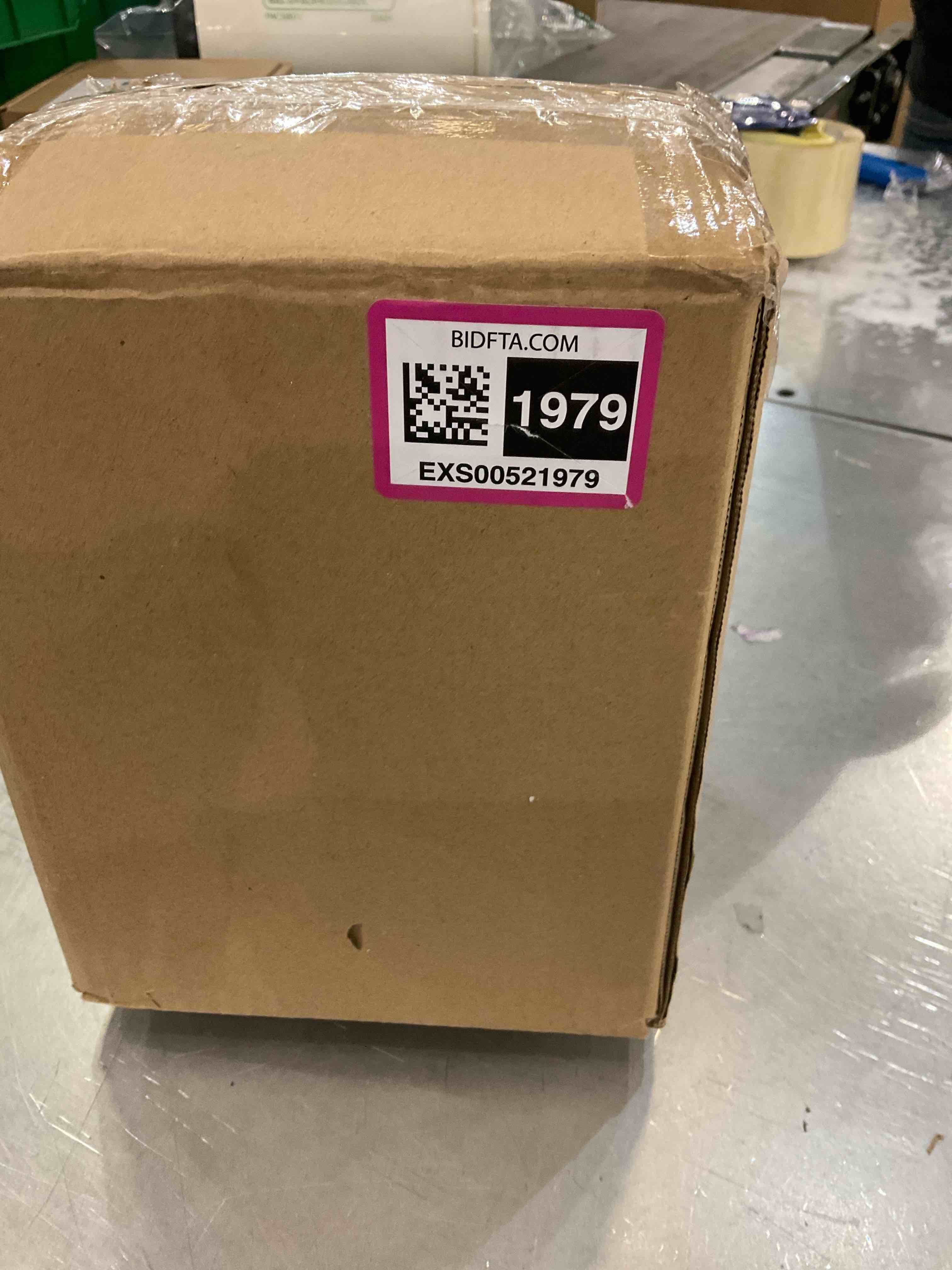 https://s3.amazonaws.com/lotting-images-prod/bidfta/EXS00521979_1698070803576.jpeg