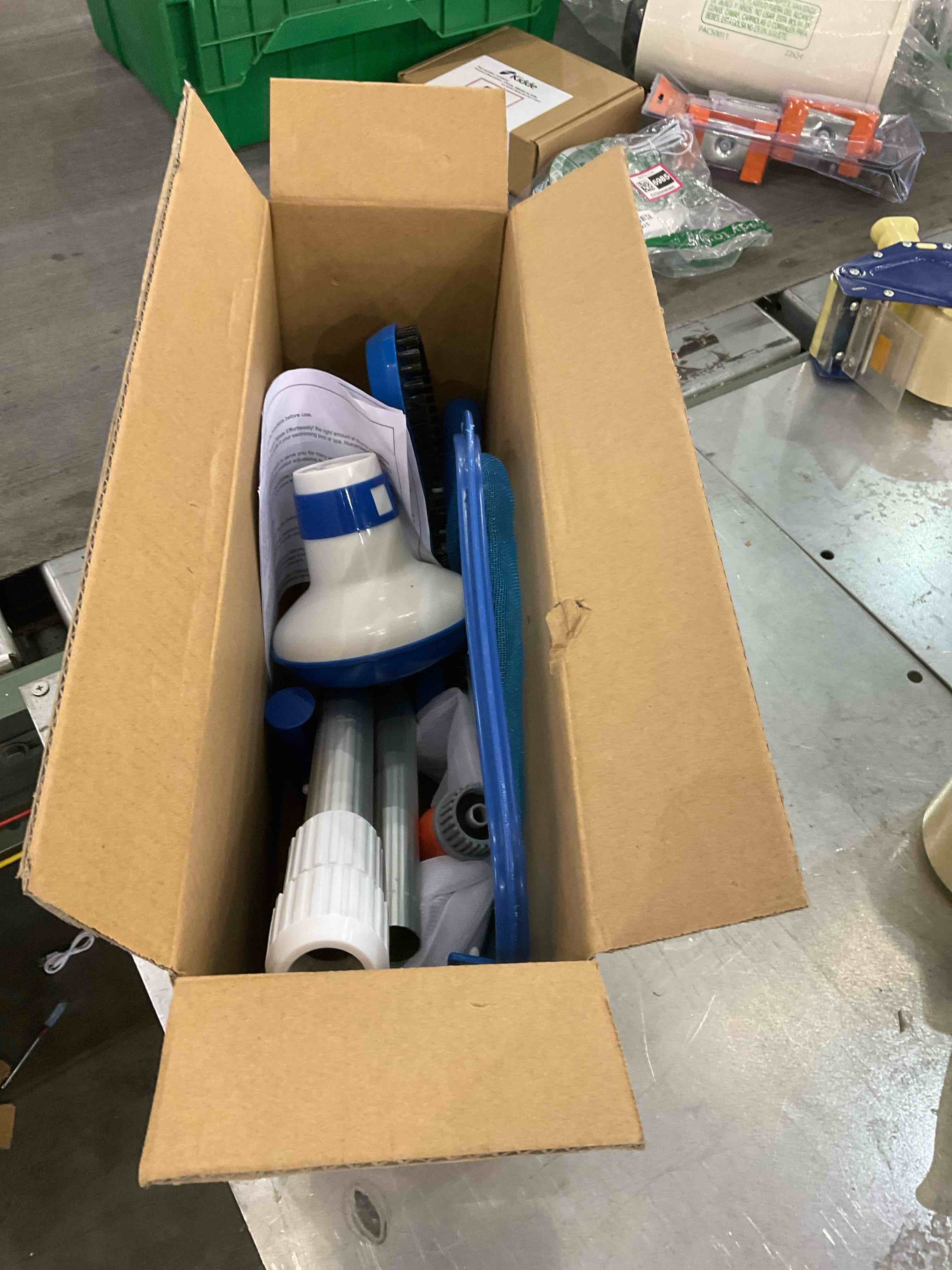 https://s3.amazonaws.com/lotting-images-prod/bidfta/EXS00521984_1698070966721.jpeg