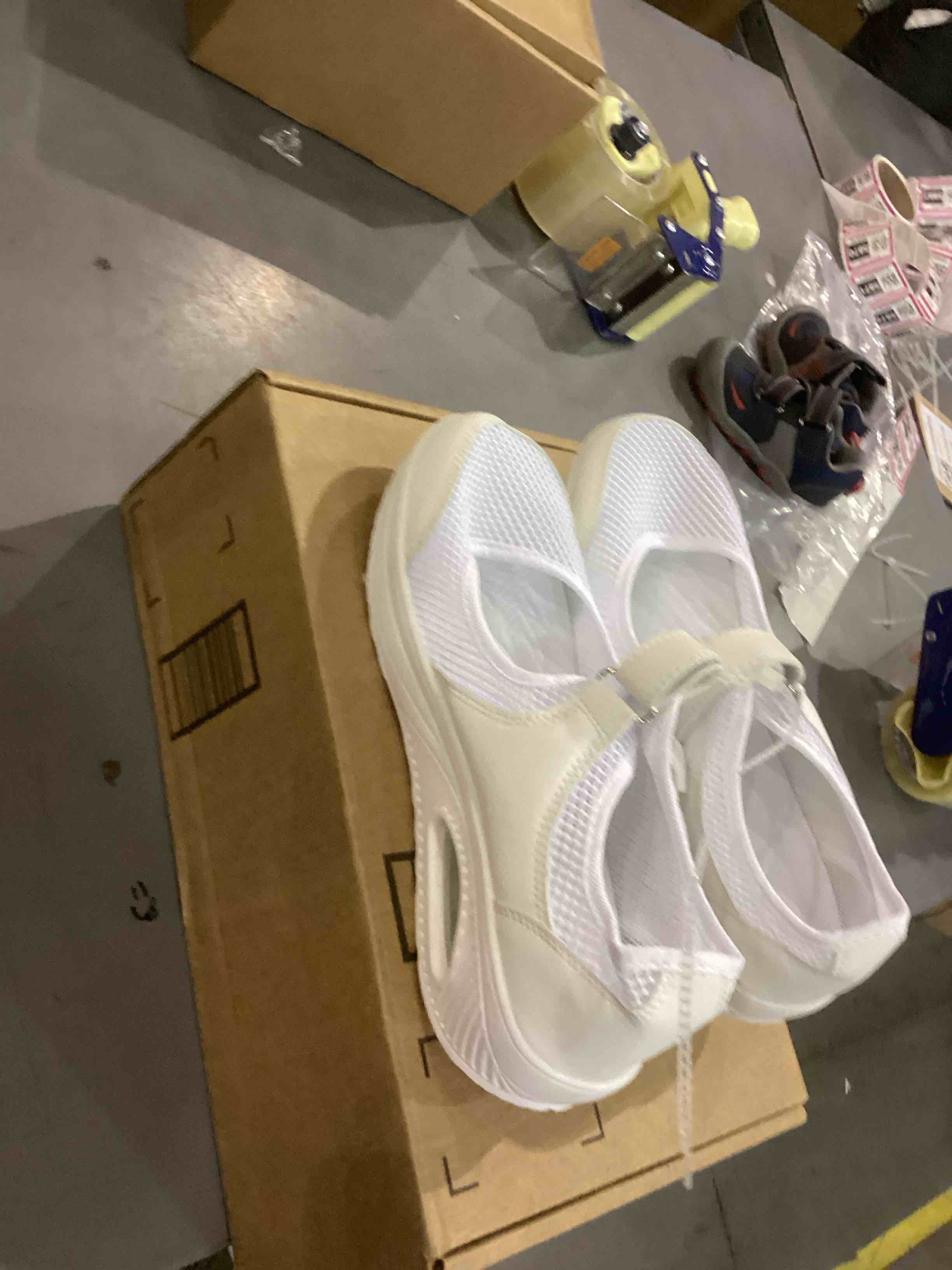 Size 8 Secret Slippers Women Diabetic Walking Shoes, Air Cushion Breathable Mesh Slip on Walking Sneakers, Adjustable Strap Mesh Mary Jane Shoes Working Nurse Shoes for Edema Arthritis