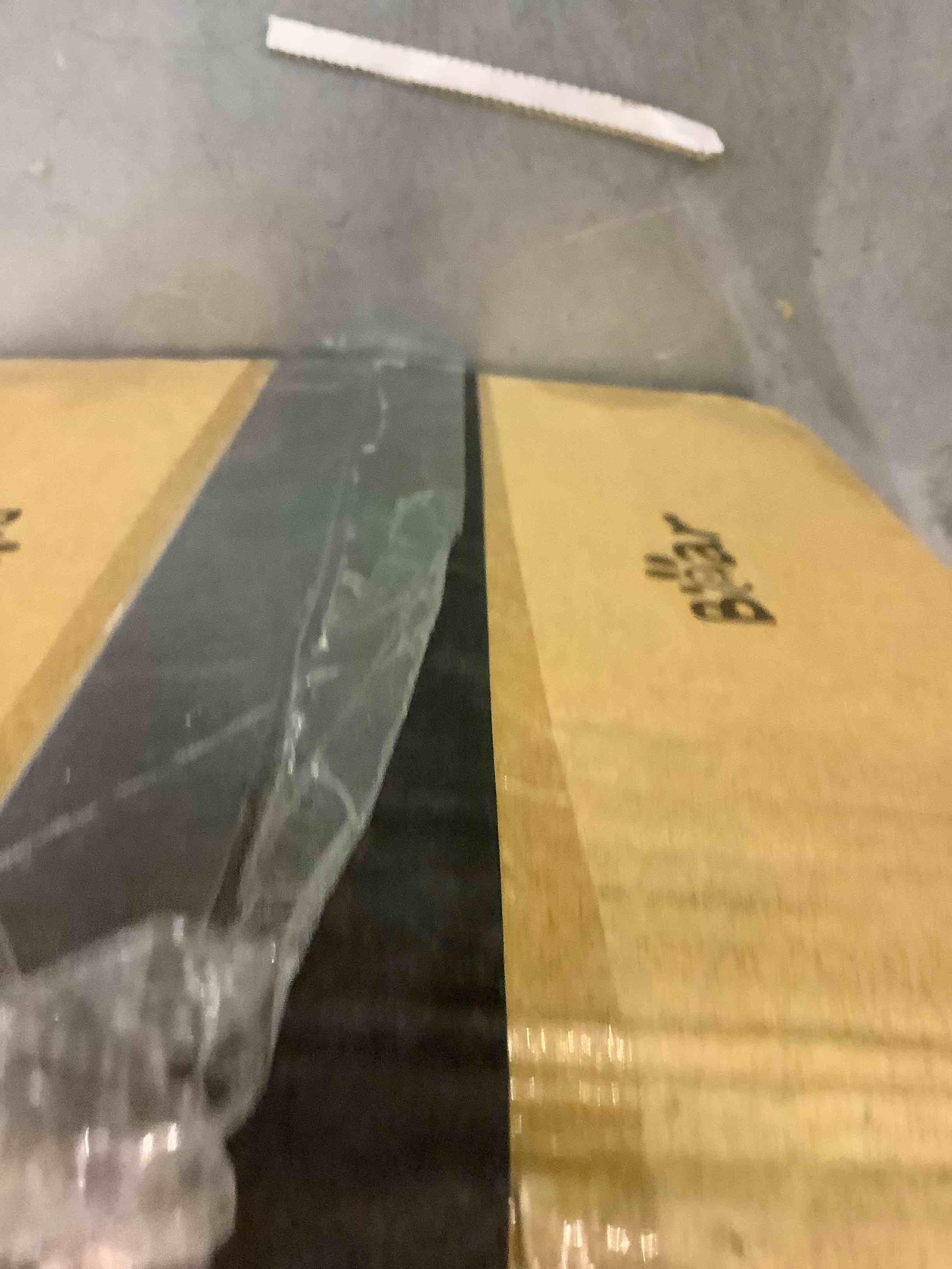 https://s3.amazonaws.com/lotting-images-prod/bidfta/EXS00523073_1695813175316.jpeg