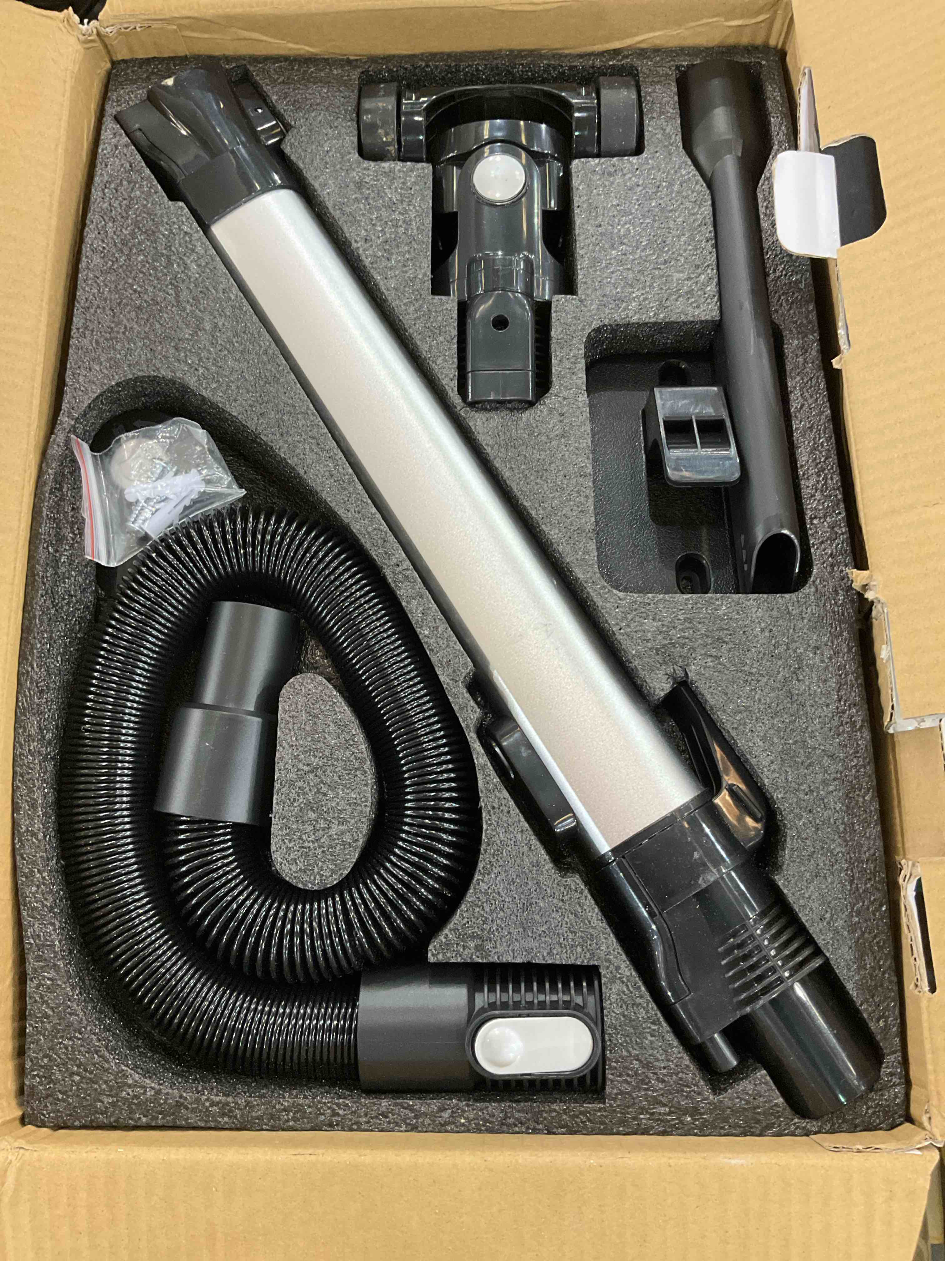 https://s3.amazonaws.com/lotting-images-prod/bidfta/EXS00523219_1695740042552.jpeg