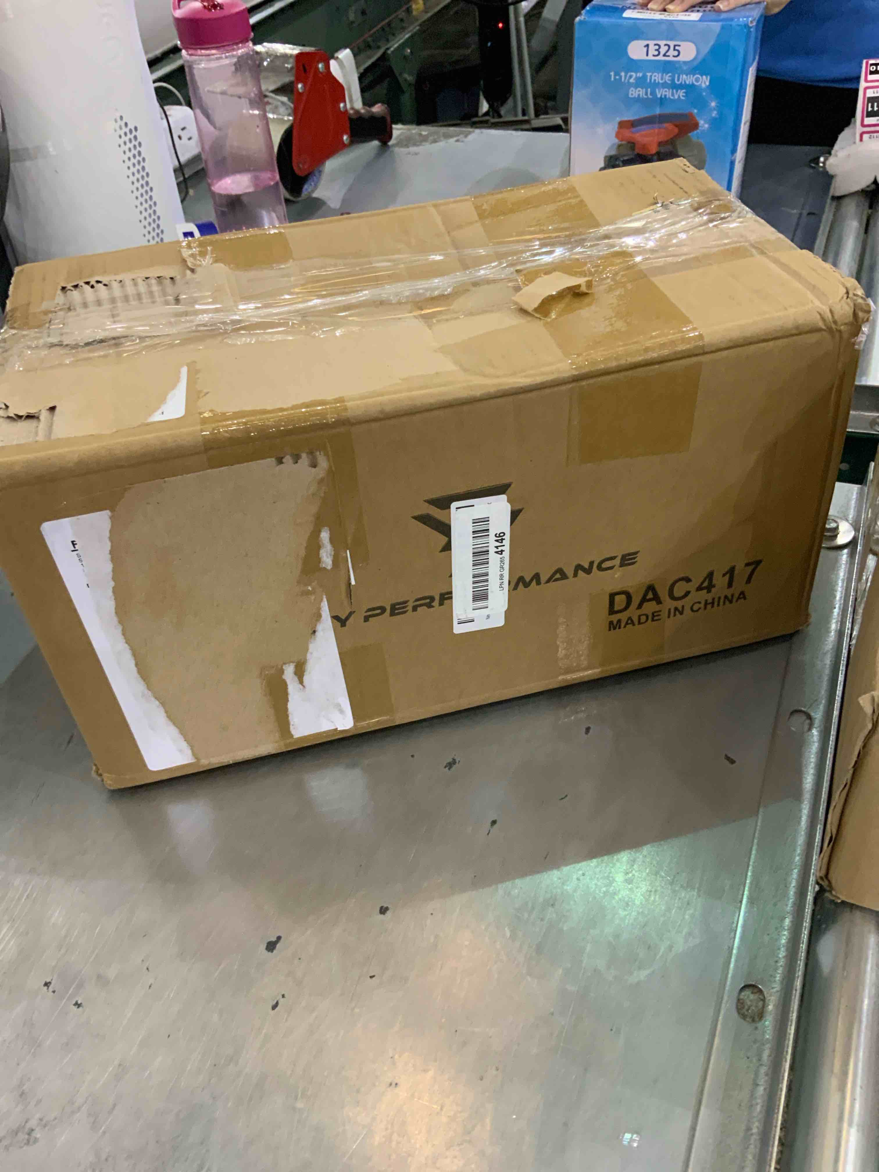 https://s3.amazonaws.com/lotting-images-prod/bidfta/EXS00523282_1695826379653.jpeg