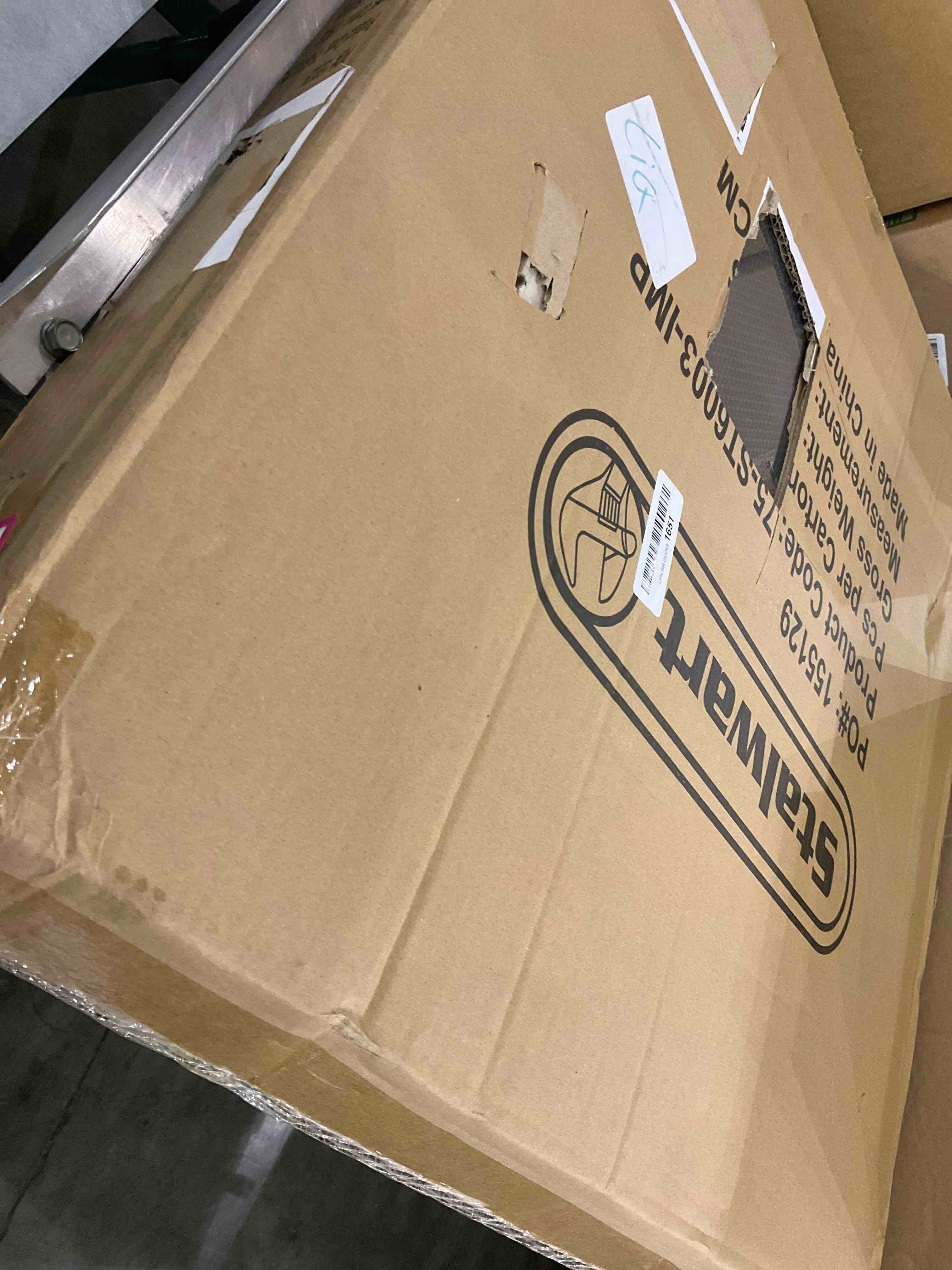 https://s3.amazonaws.com/lotting-images-prod/bidfta/EXS00524054_1693484859019.jpeg