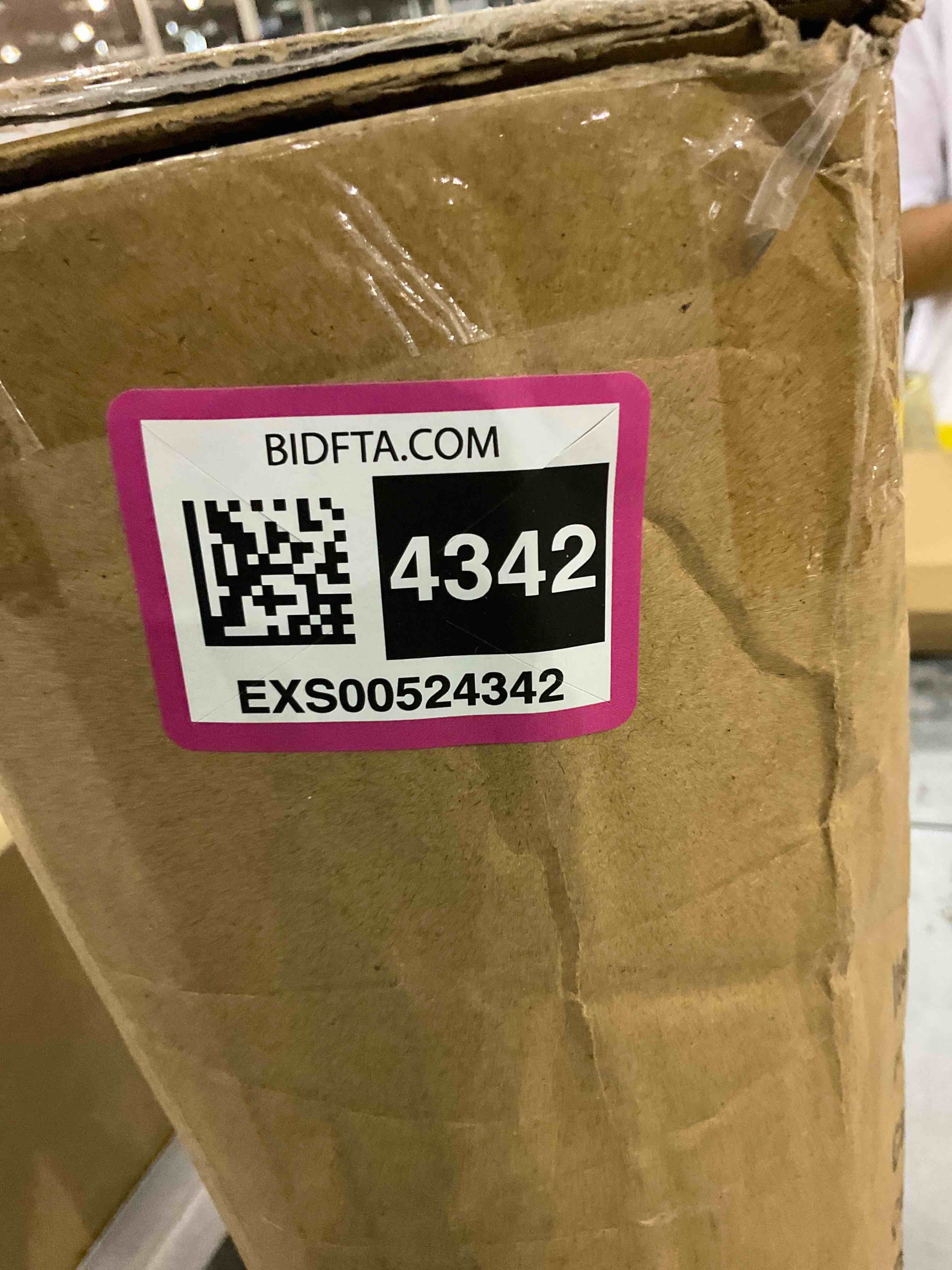 https://s3.amazonaws.com/lotting-images-prod/bidfta/EXS00524342_1694174687332.jpeg