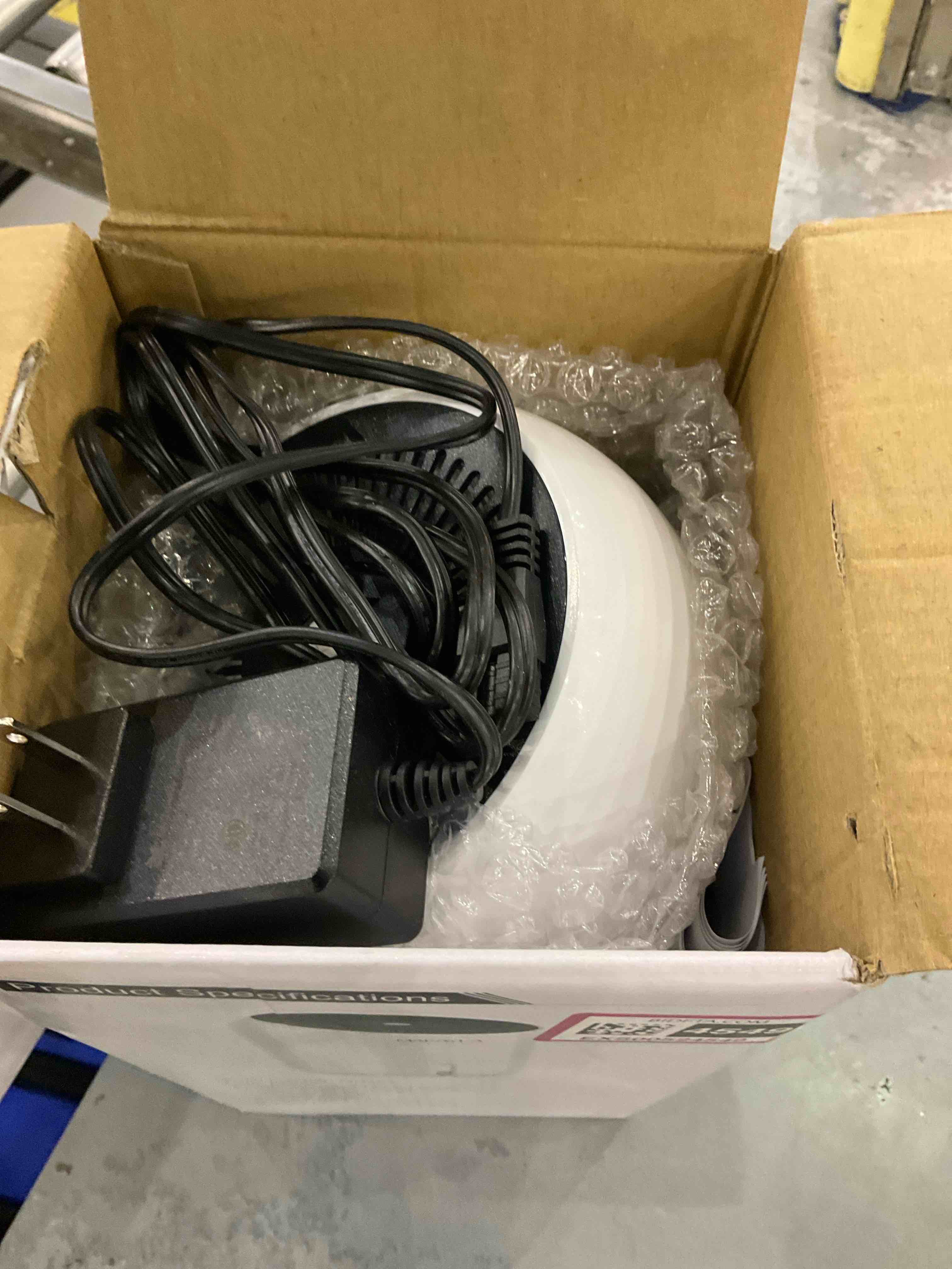 https://s3.amazonaws.com/lotting-images-prod/bidfta/EXS00524549_1695989082199.jpeg