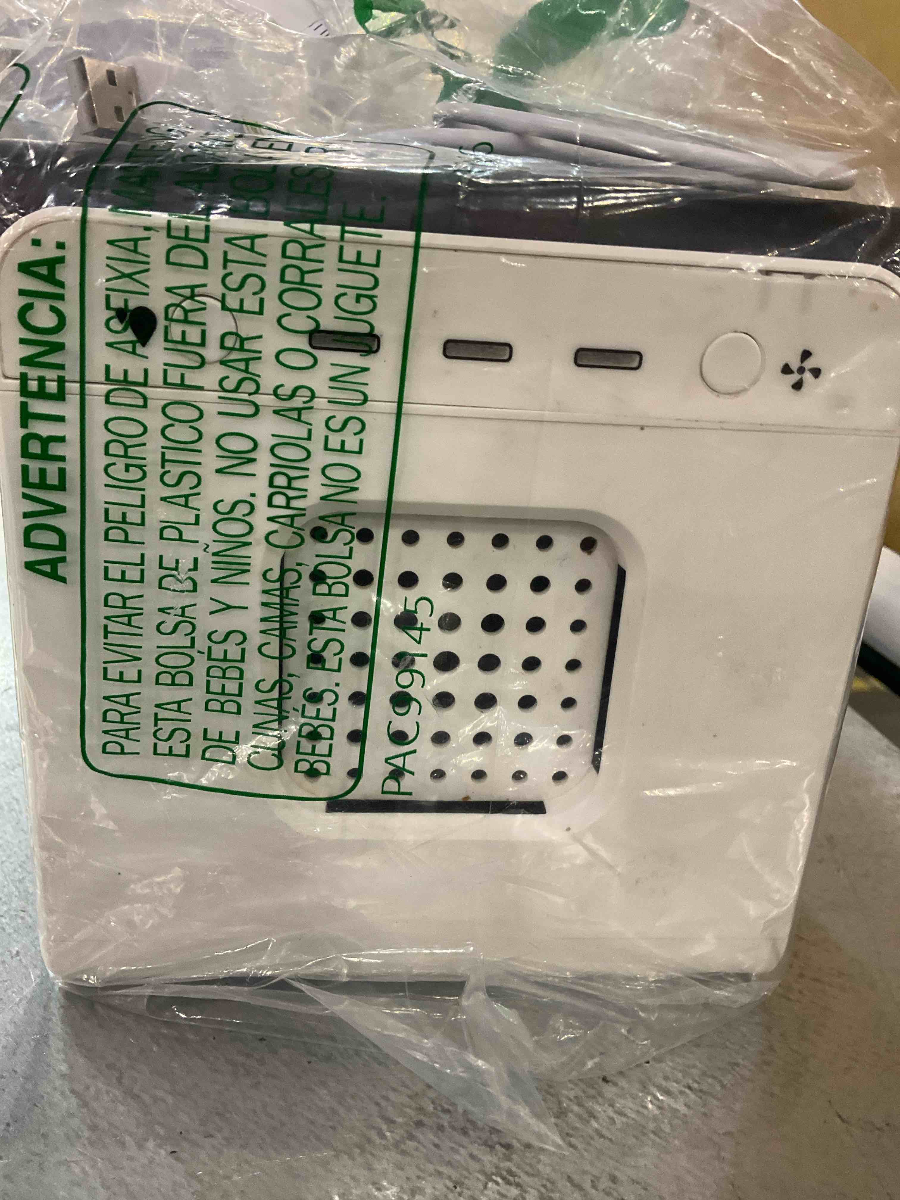 https://s3.amazonaws.com/lotting-images-prod/bidfta/EXS00525165_1696850340014.jpeg