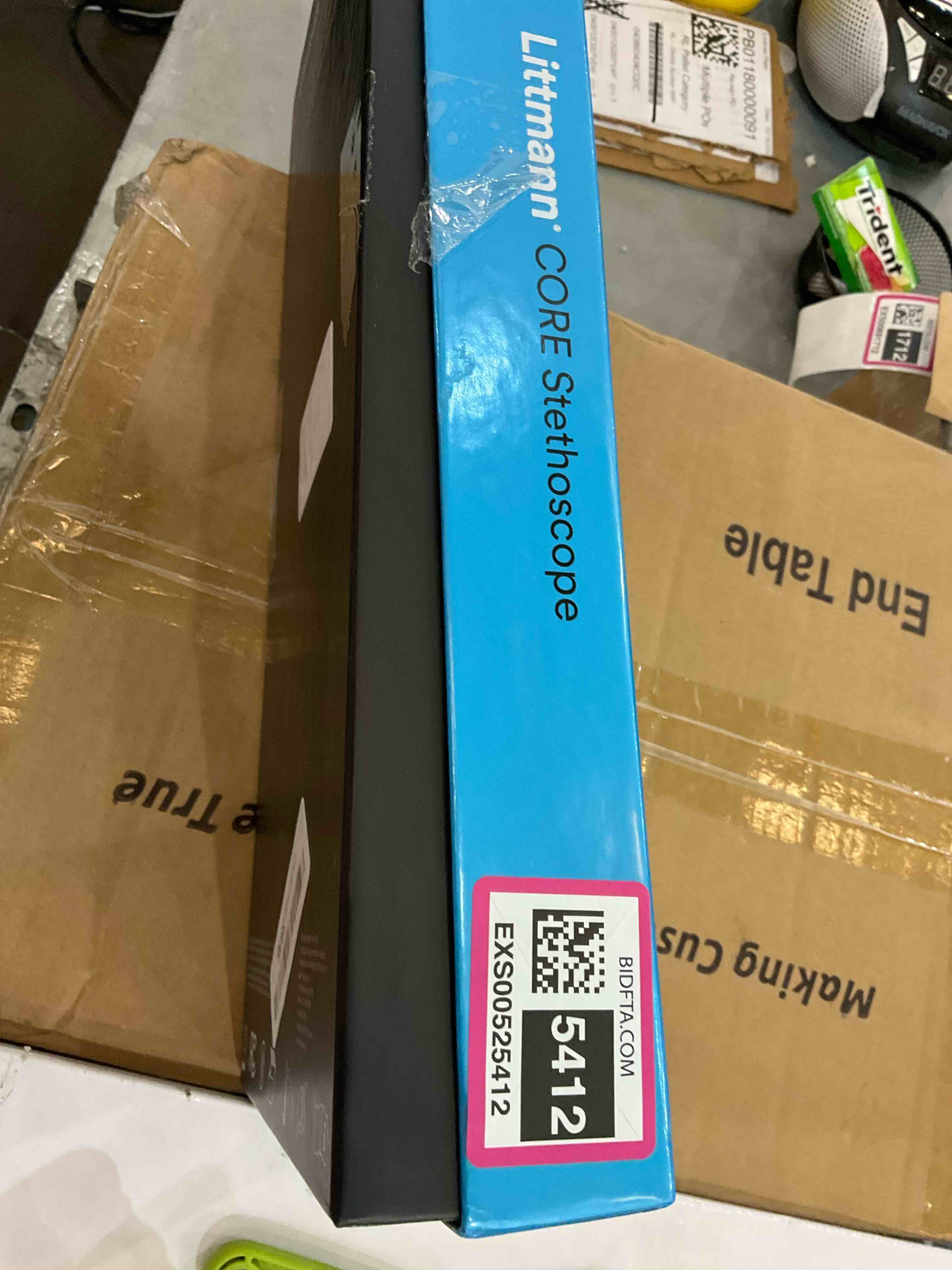https://s3.amazonaws.com/lotting-images-prod/bidfta/EXS00525412_1697740618202.jpeg