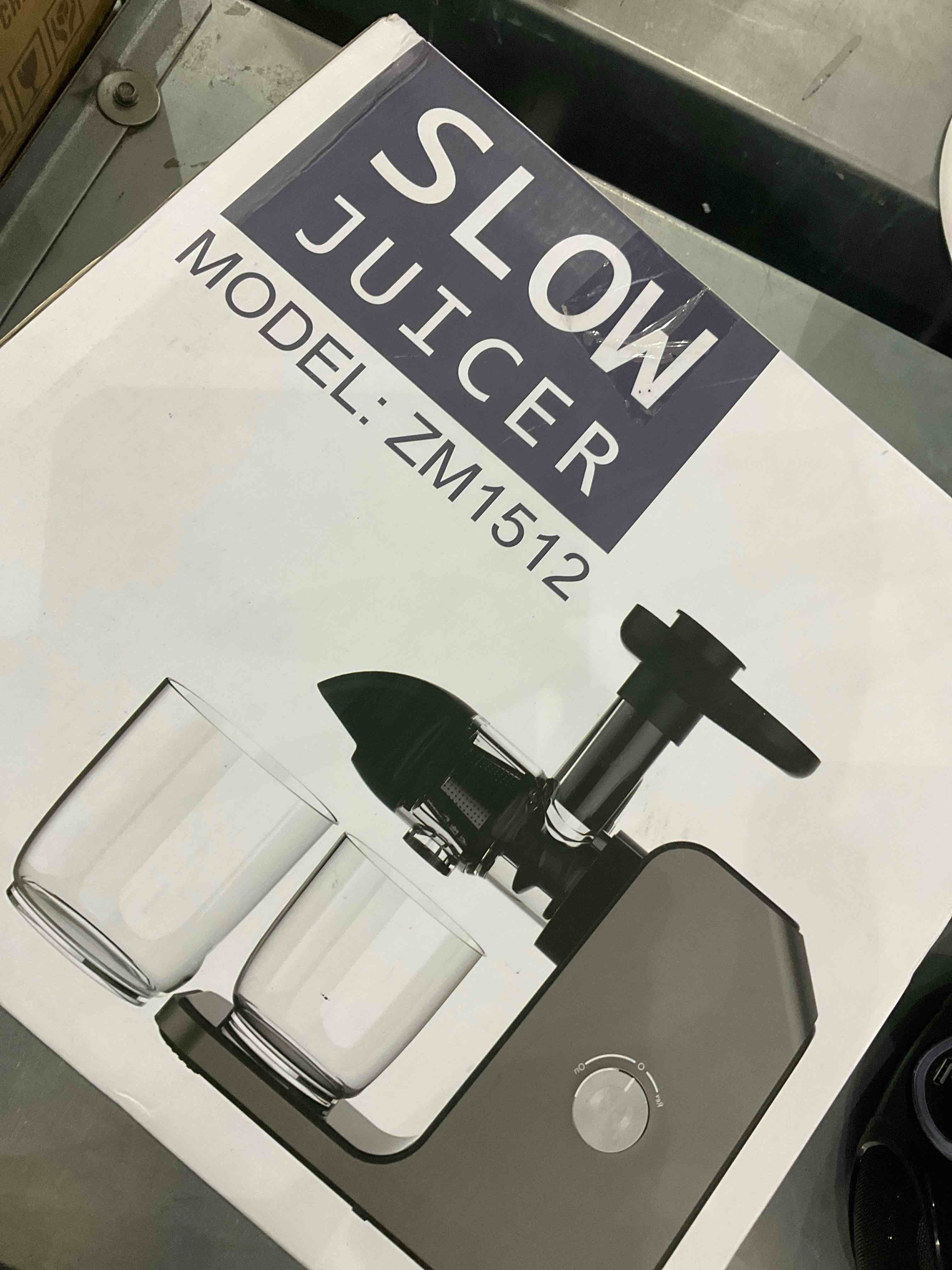 slow juicer