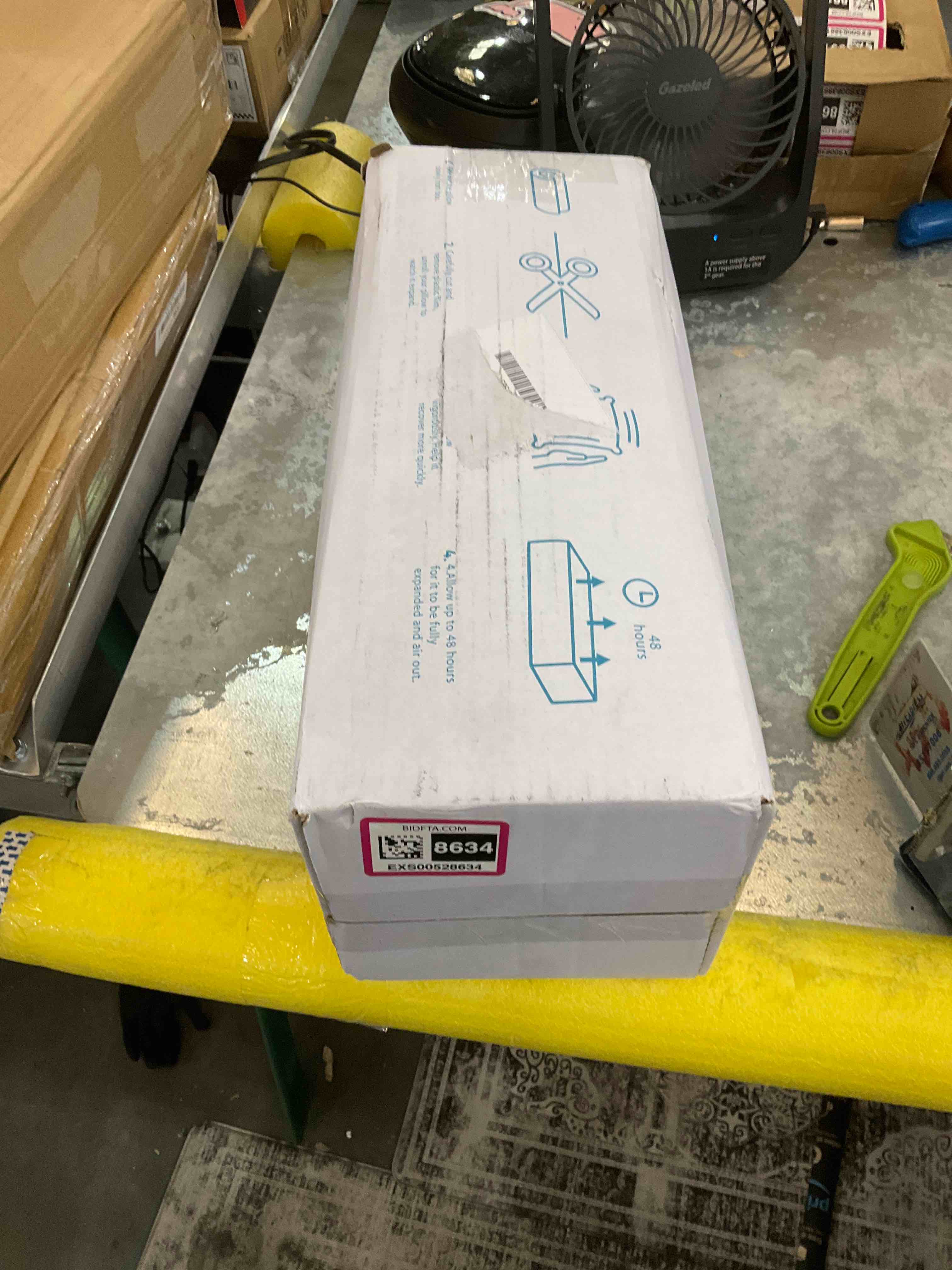 https://s3.amazonaws.com/lotting-images-prod/bidfta/EXS00528634_1694627567812.jpeg