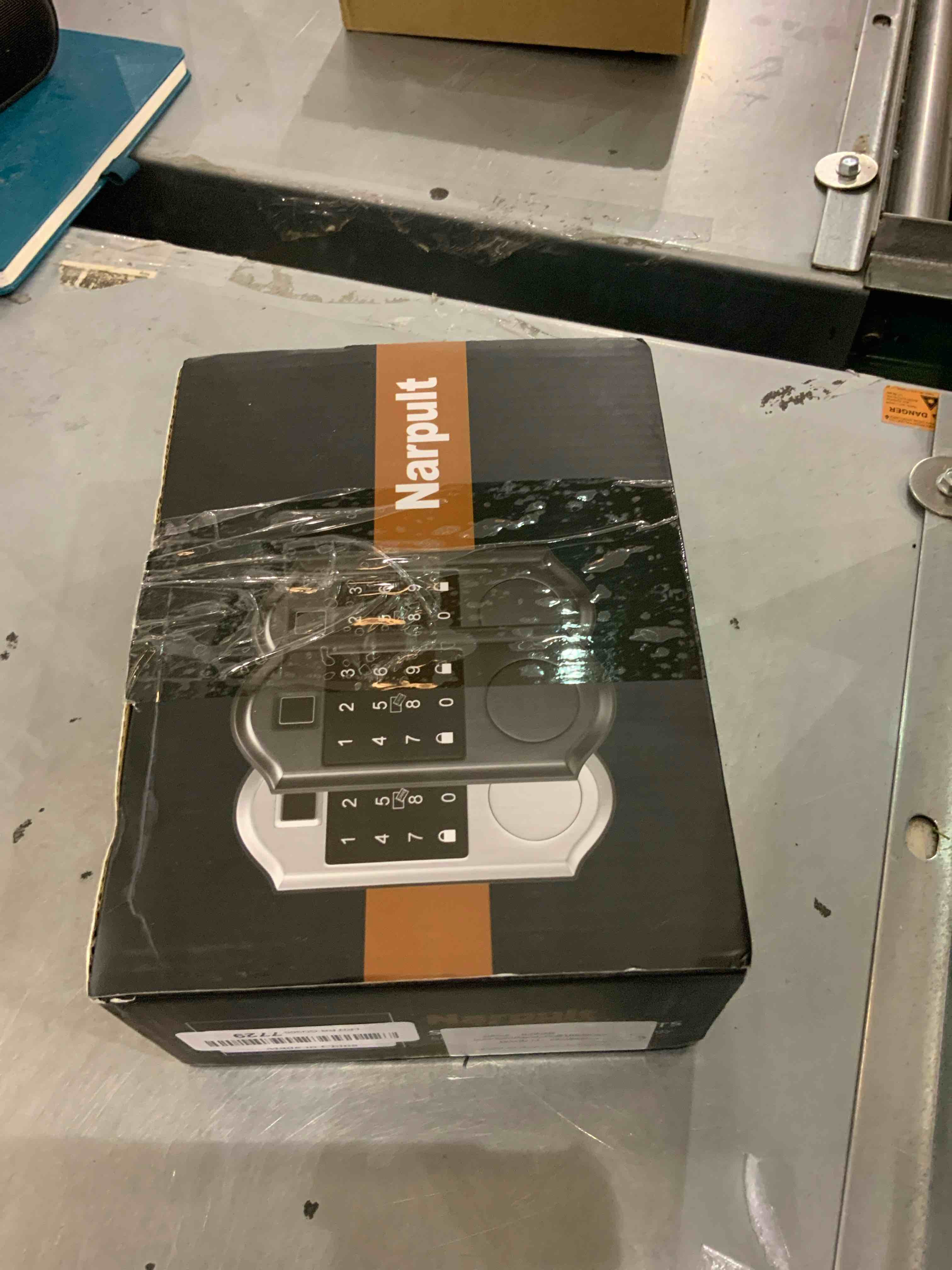 https://s3.amazonaws.com/lotting-images-prod/bidfta/EXS00529099_1695307110135.jpeg