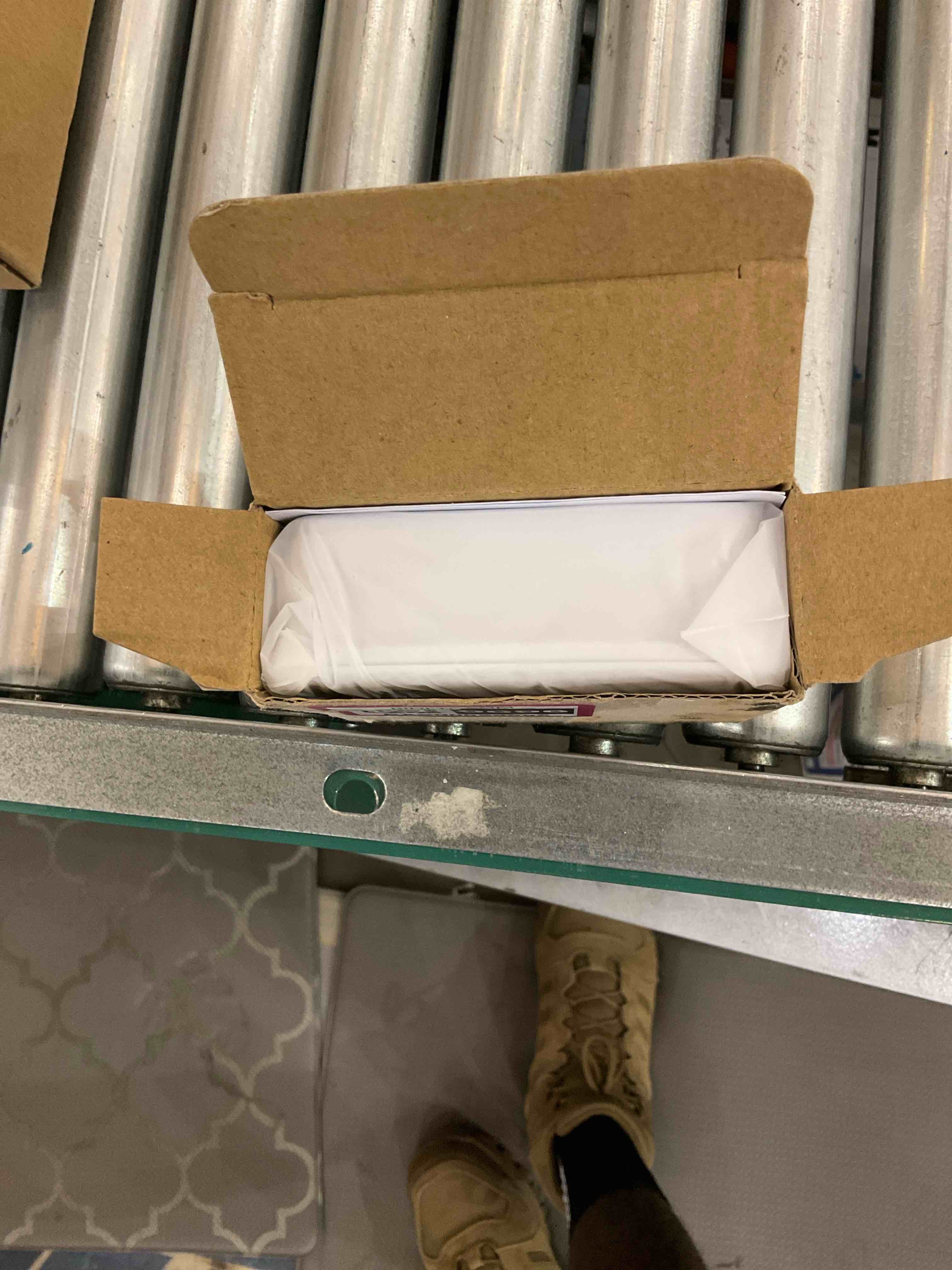 https://s3.amazonaws.com/lotting-images-prod/bidfta/EXS00529696_1696276929825.jpeg