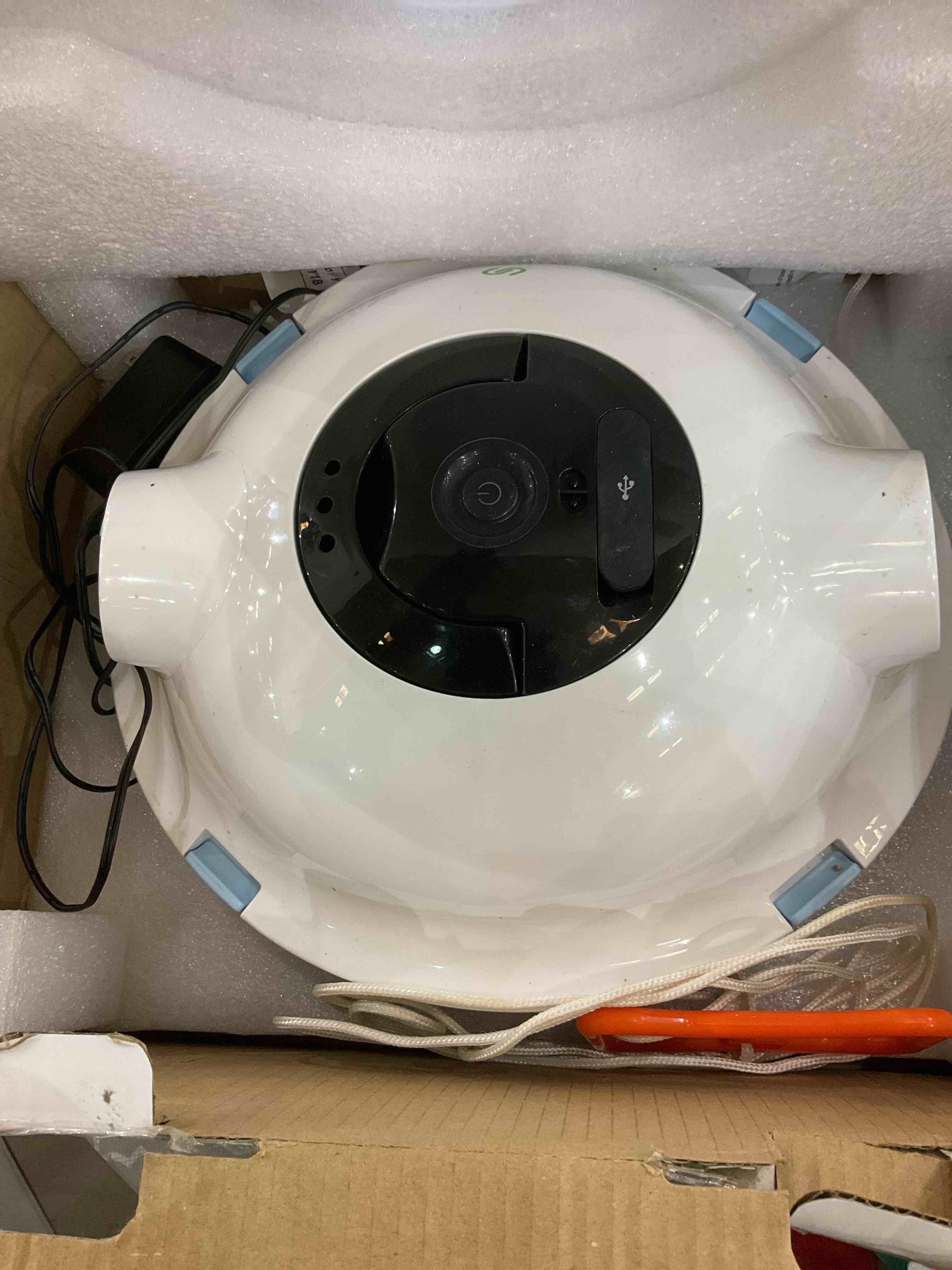 https://s3.amazonaws.com/lotting-images-prod/bidfta/EXS00530453_1697829195702.jpeg