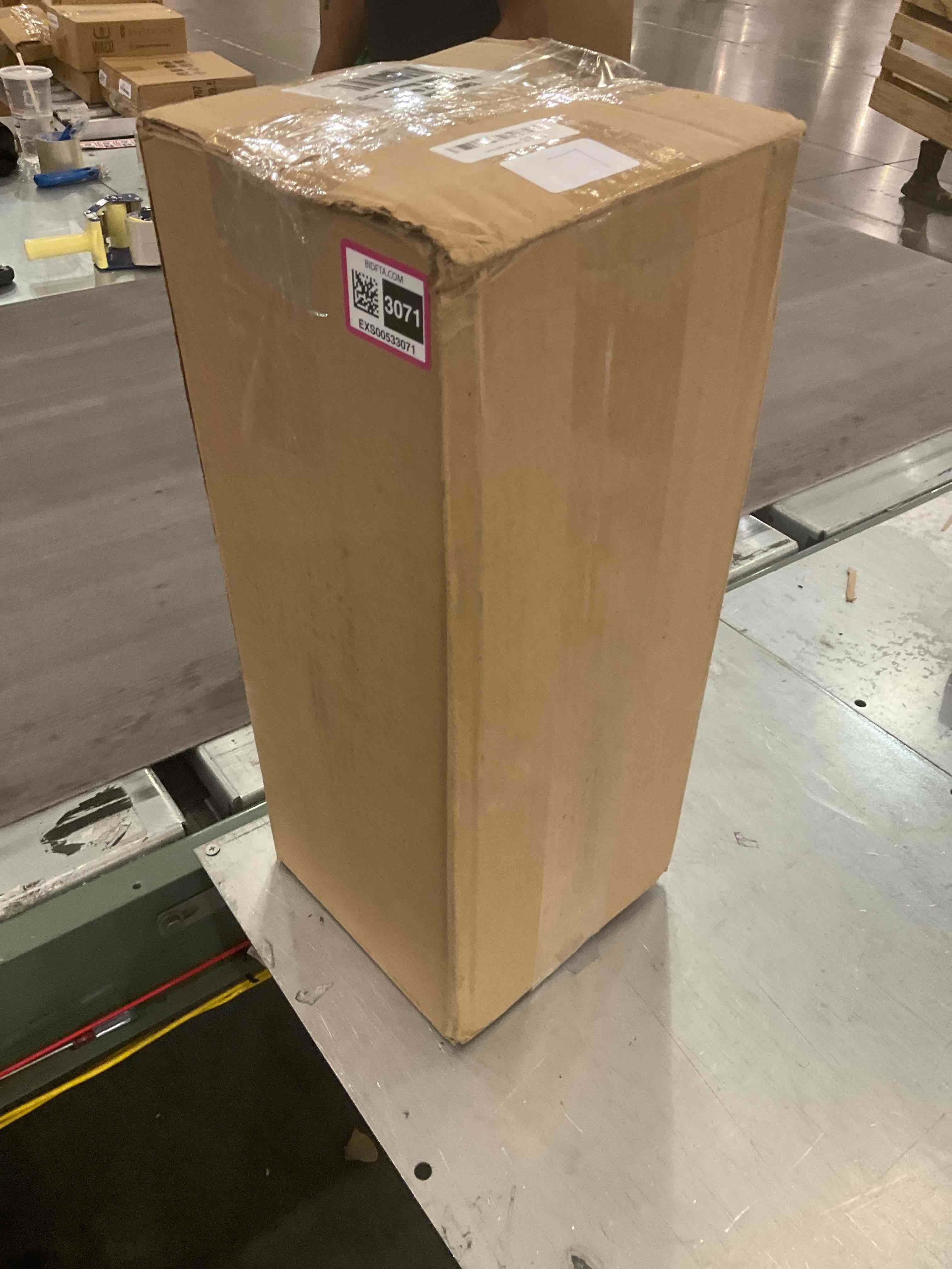 https://s3.amazonaws.com/lotting-images-prod/bidfta/EXS00533071_1698169436814.jpeg
