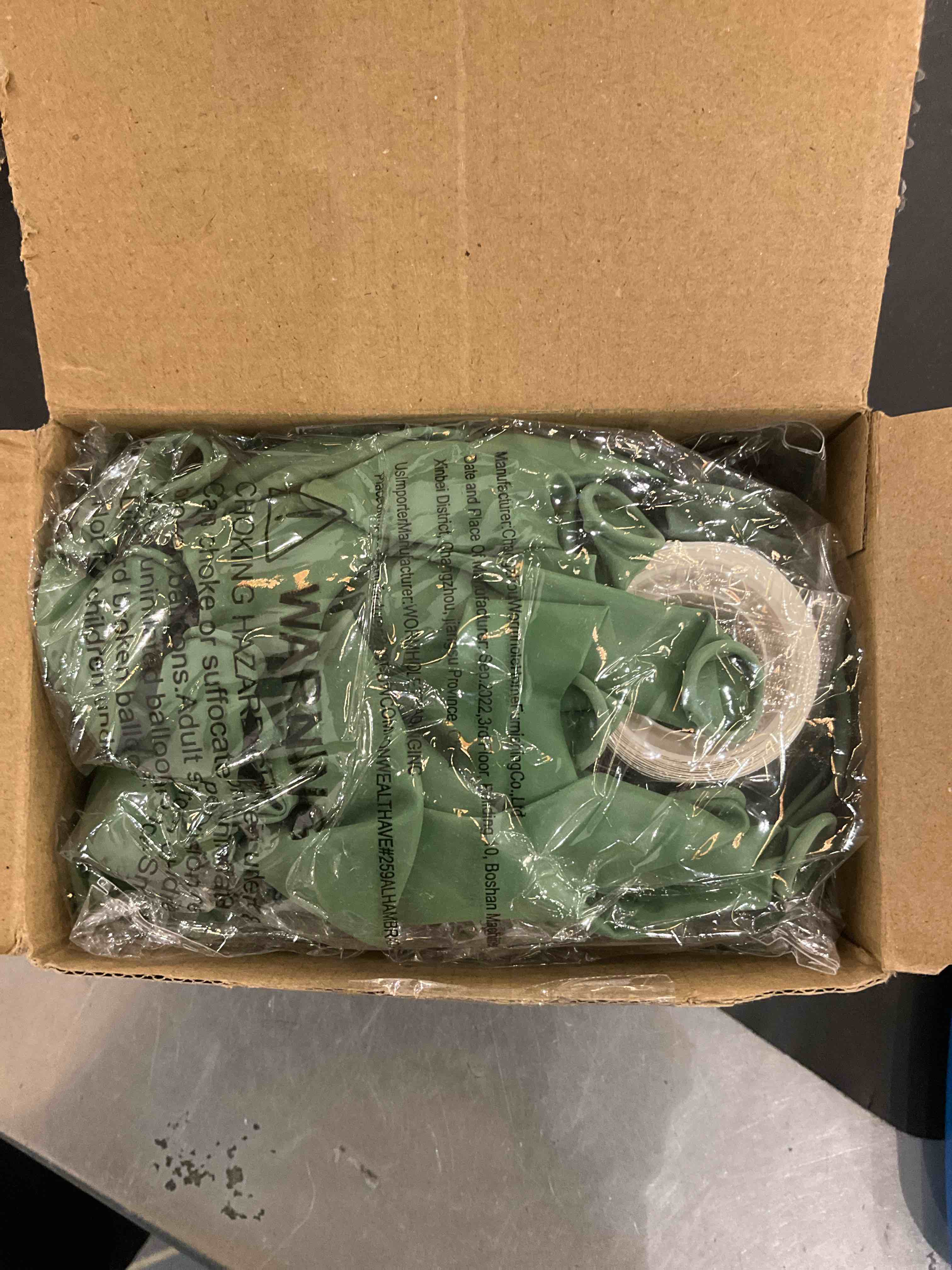 https://s3.amazonaws.com/lotting-images-prod/bidfta/EXS00533385_1698947095066.jpeg