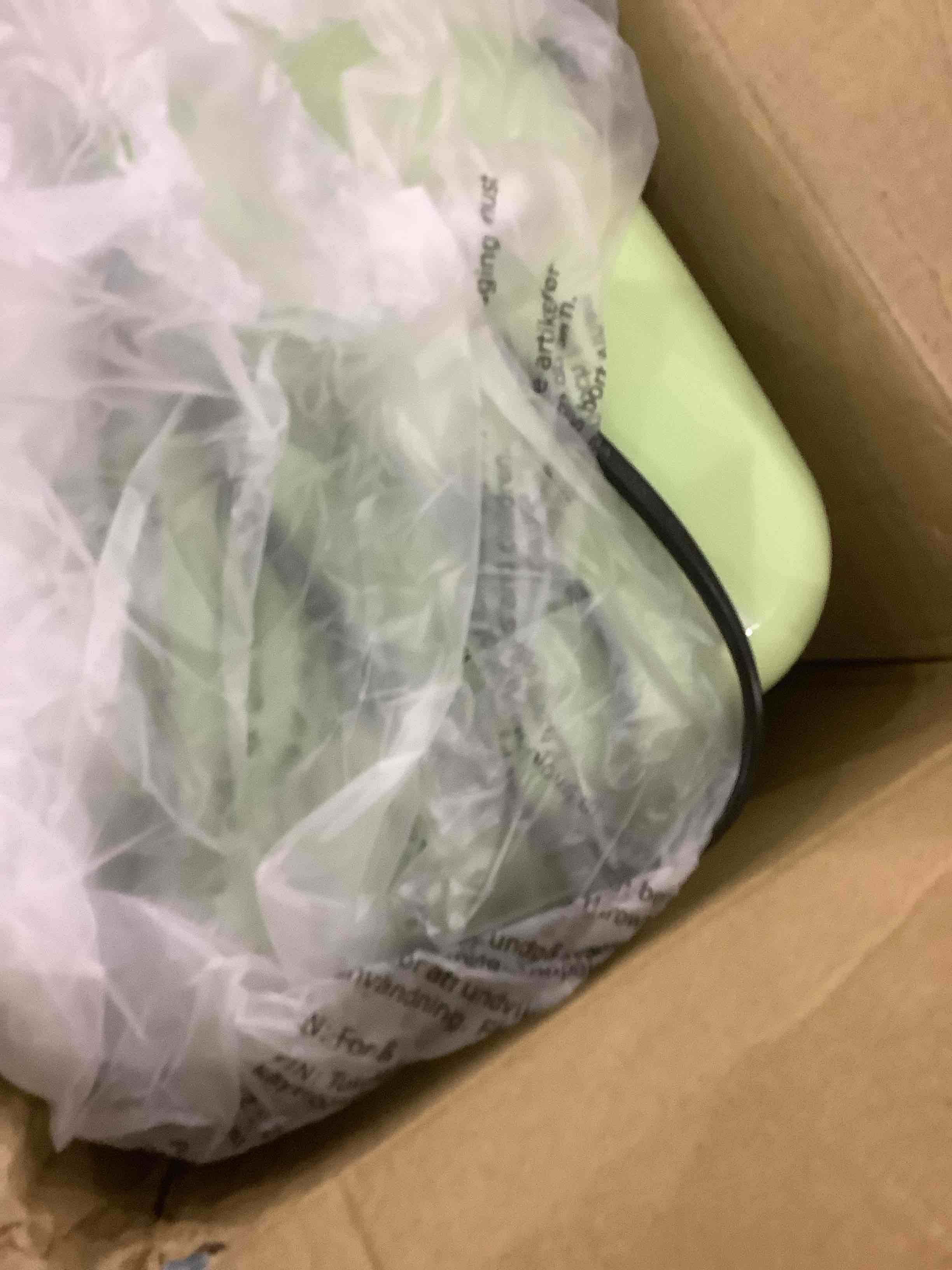 https://s3.amazonaws.com/lotting-images-prod/bidfta/EXS00534598_1699276346180.jpeg