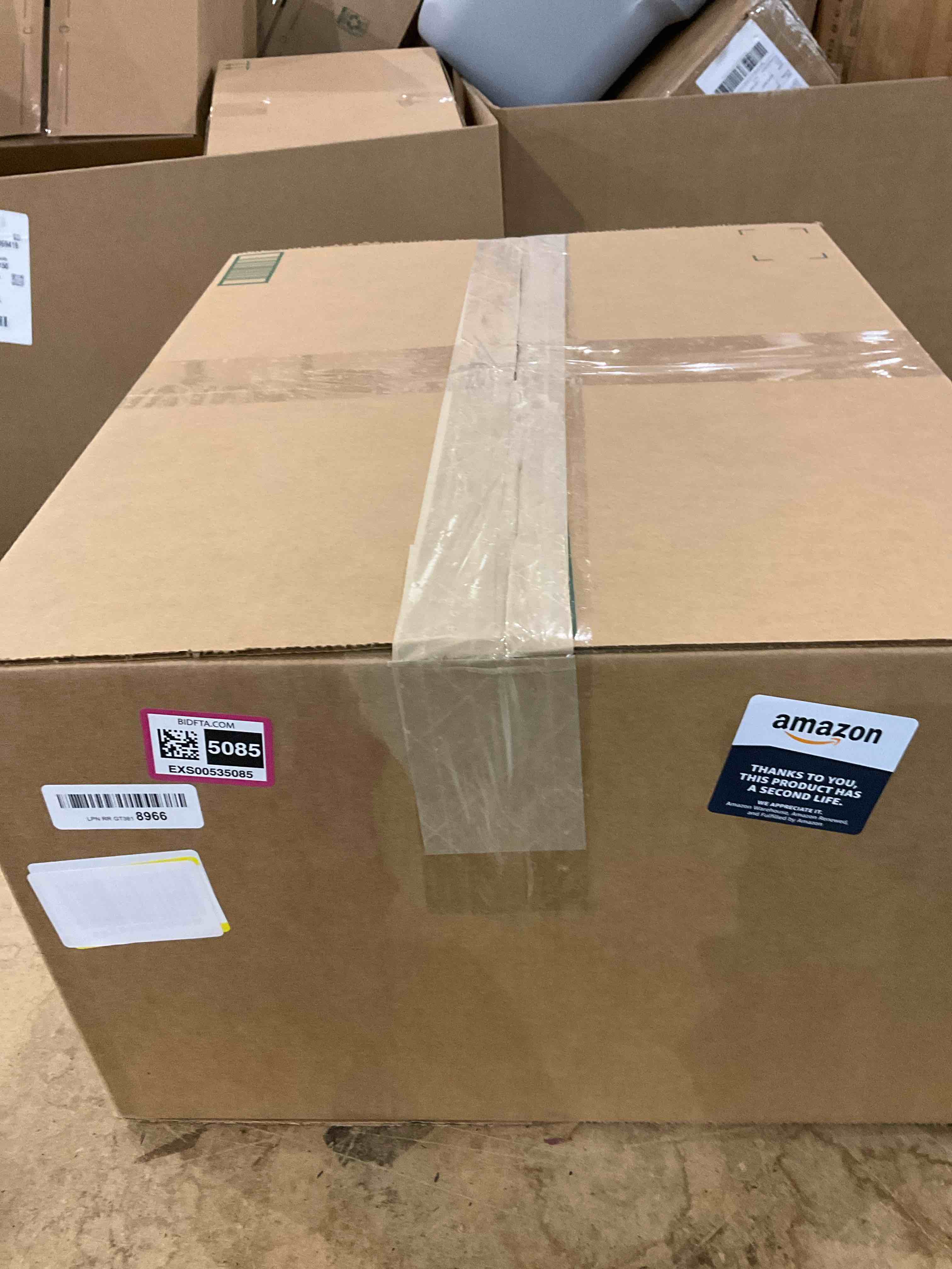 https://s3.amazonaws.com/lotting-images-prod/bidfta/EXS00535085_1698065915561.jpeg
