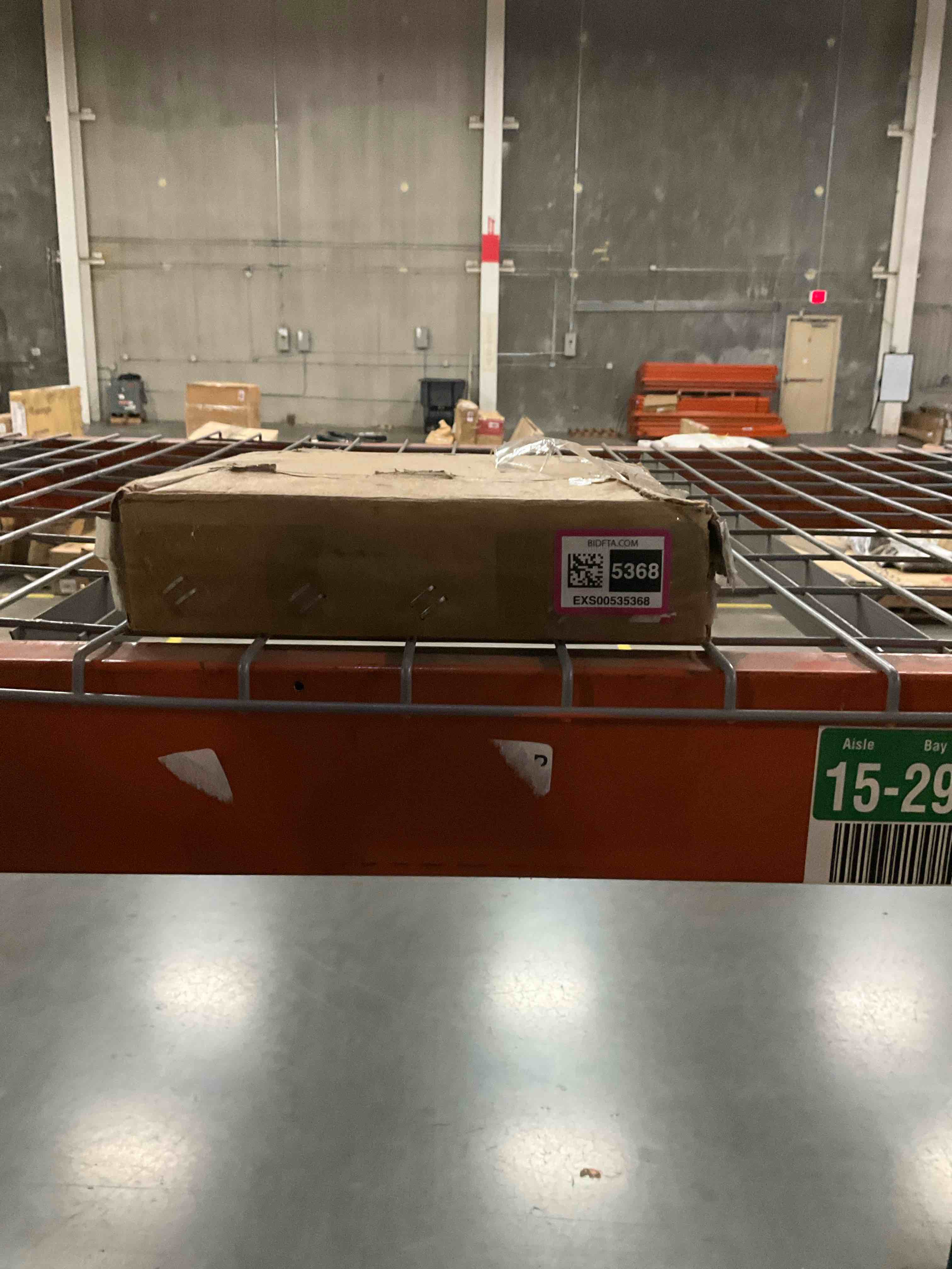 https://s3.amazonaws.com/lotting-images-prod/bidfta/EXS00535368_1698669335882.jpeg