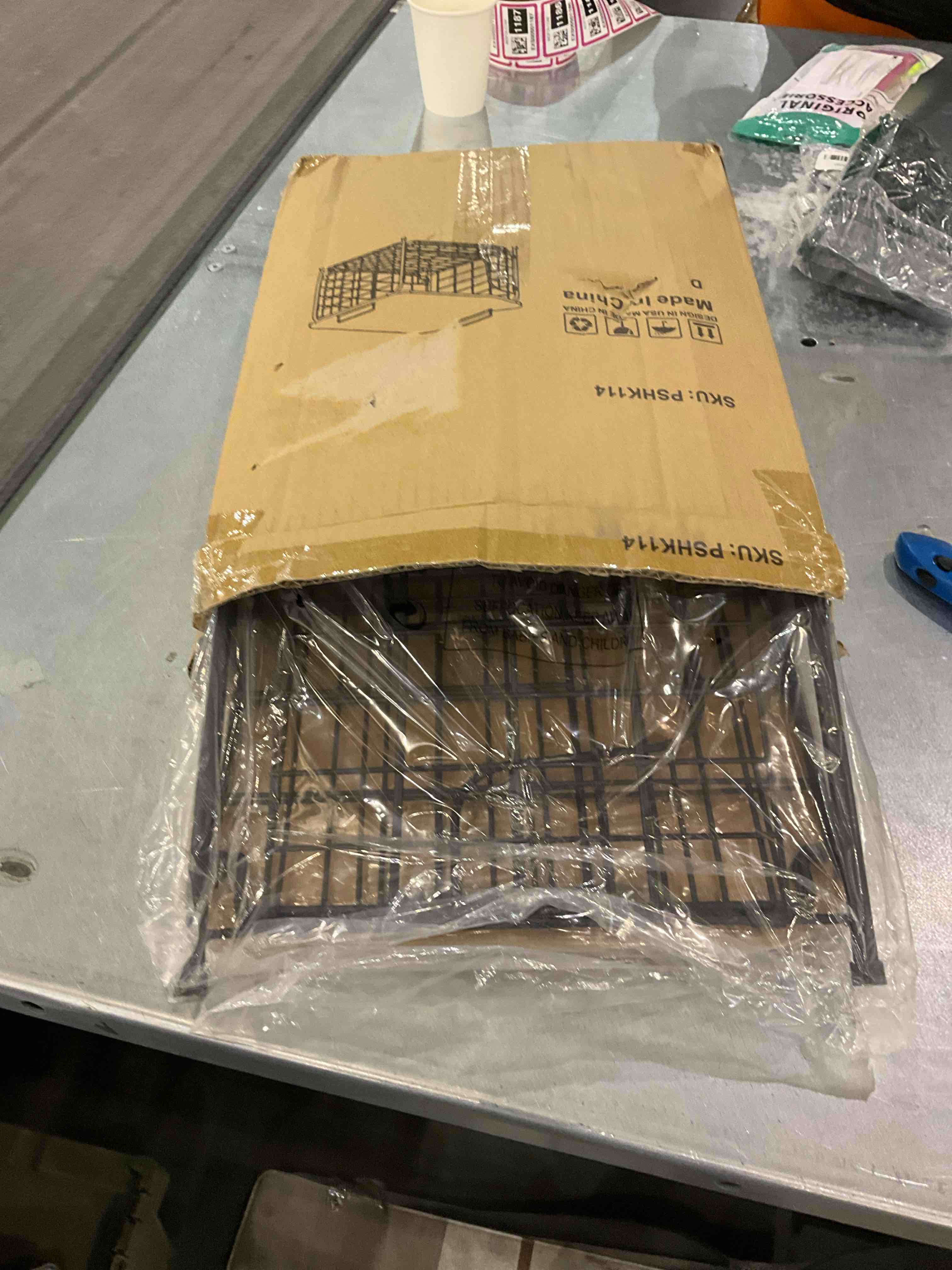 https://s3.amazonaws.com/lotting-images-prod/bidfta/EXS00535579_1698674281666.jpeg