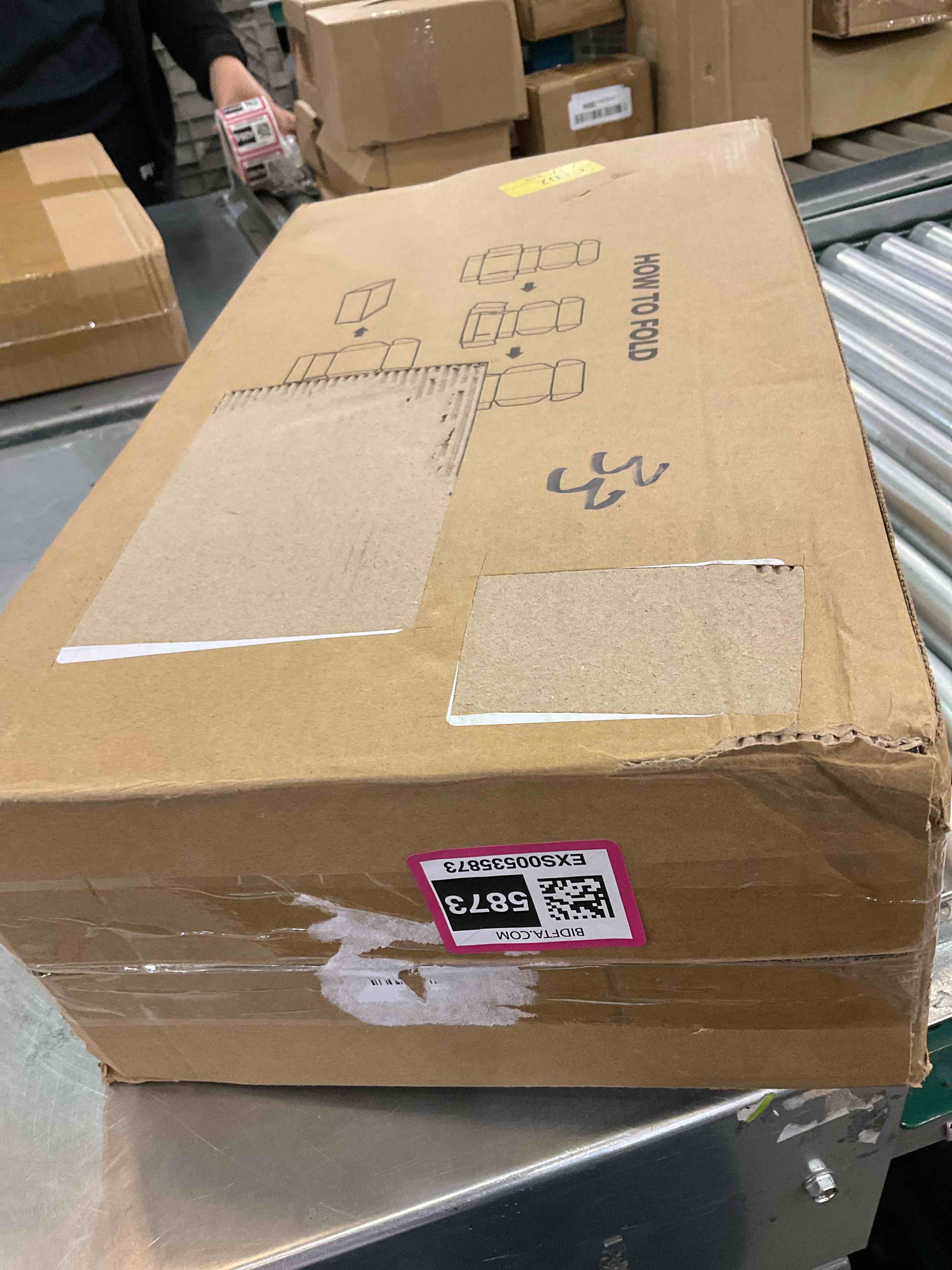 https://s3.amazonaws.com/lotting-images-prod/bidfta/EXS00535873_1698777332554.jpeg