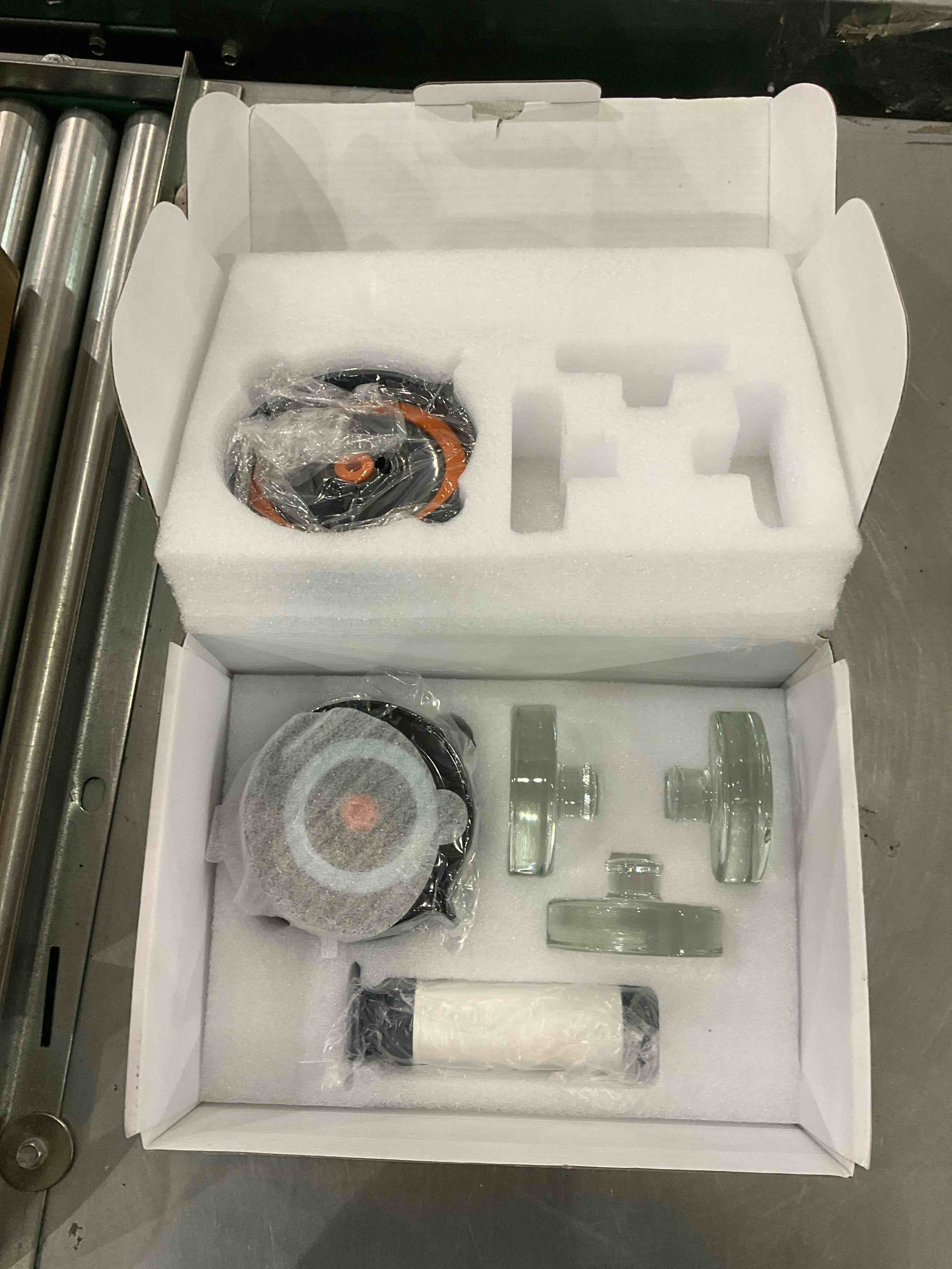https://s3.amazonaws.com/lotting-images-prod/bidfta/EXS00535891_1699448019210.jpeg