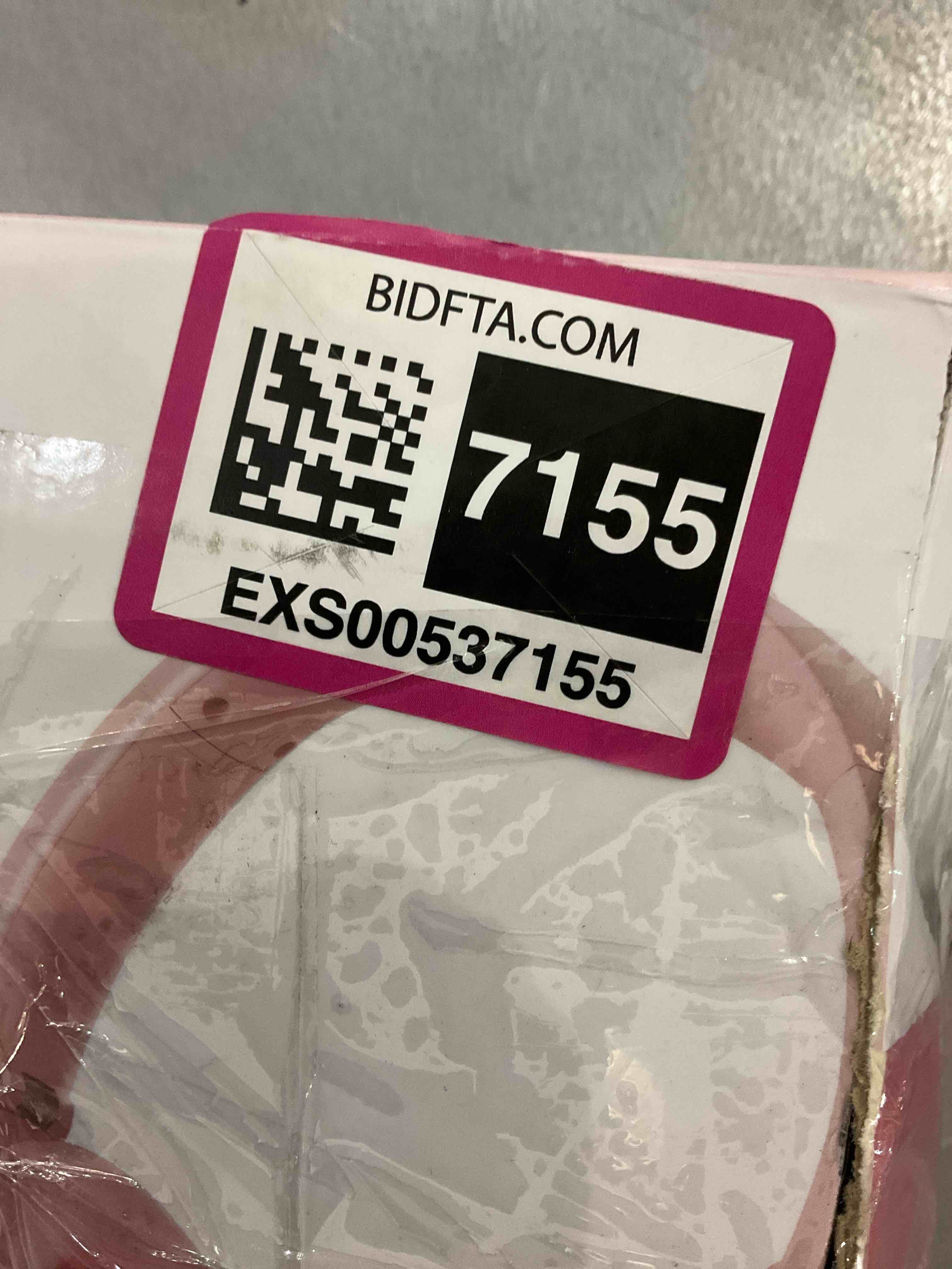 https://s3.amazonaws.com/lotting-images-prod/bidfta/EXS00537155_1698693373404.jpeg