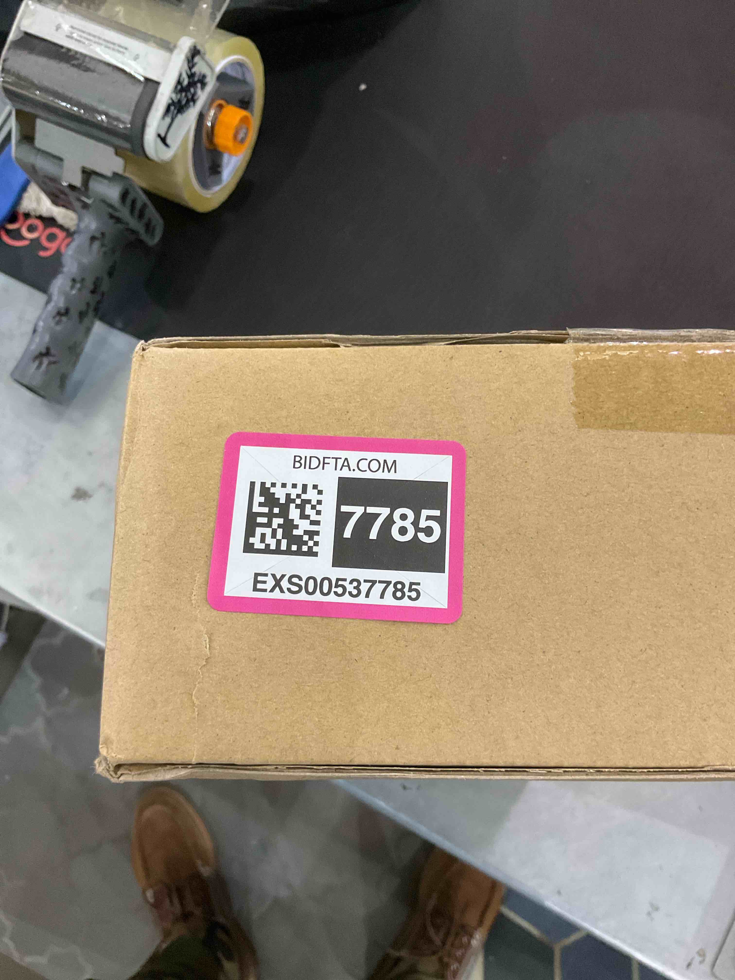 https://s3.amazonaws.com/lotting-images-prod/bidfta/EXS00537785_1699548488479.jpeg