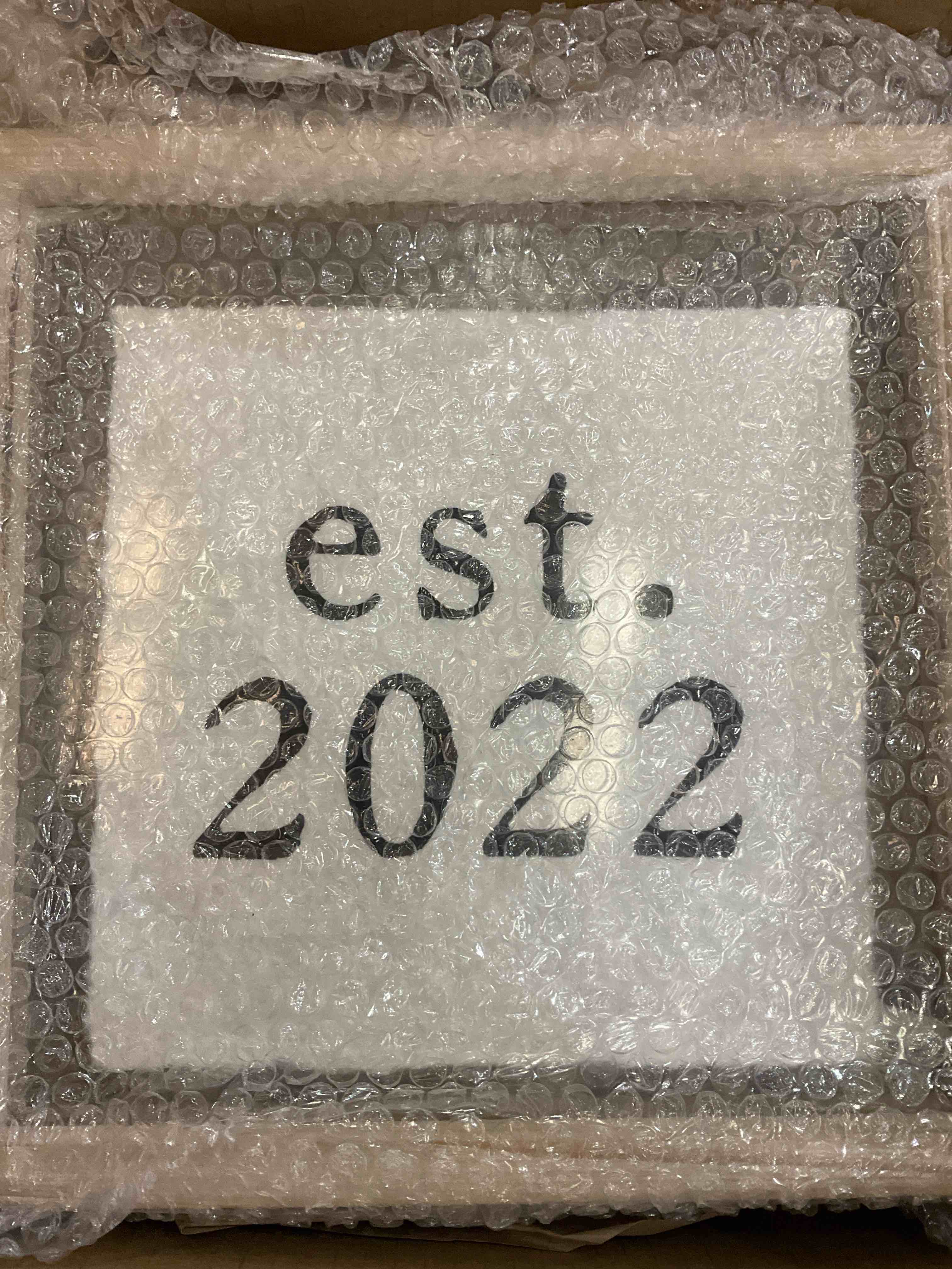 https://s3.amazonaws.com/lotting-images-prod/bidfta/EXS00538341_1698762963038.jpeg