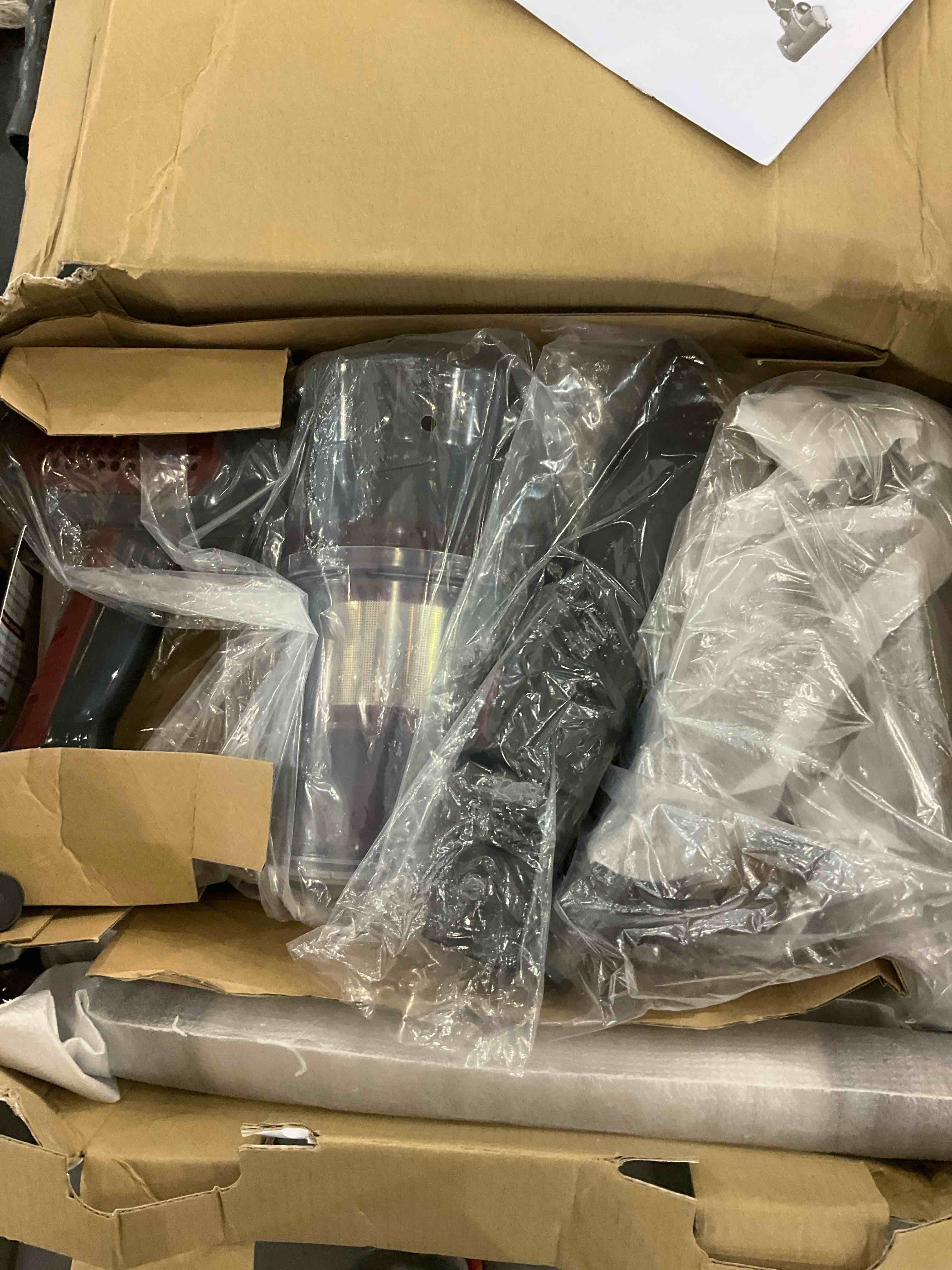 https://s3.amazonaws.com/lotting-images-prod/bidfta/EXS00539702_1702059680692.jpeg