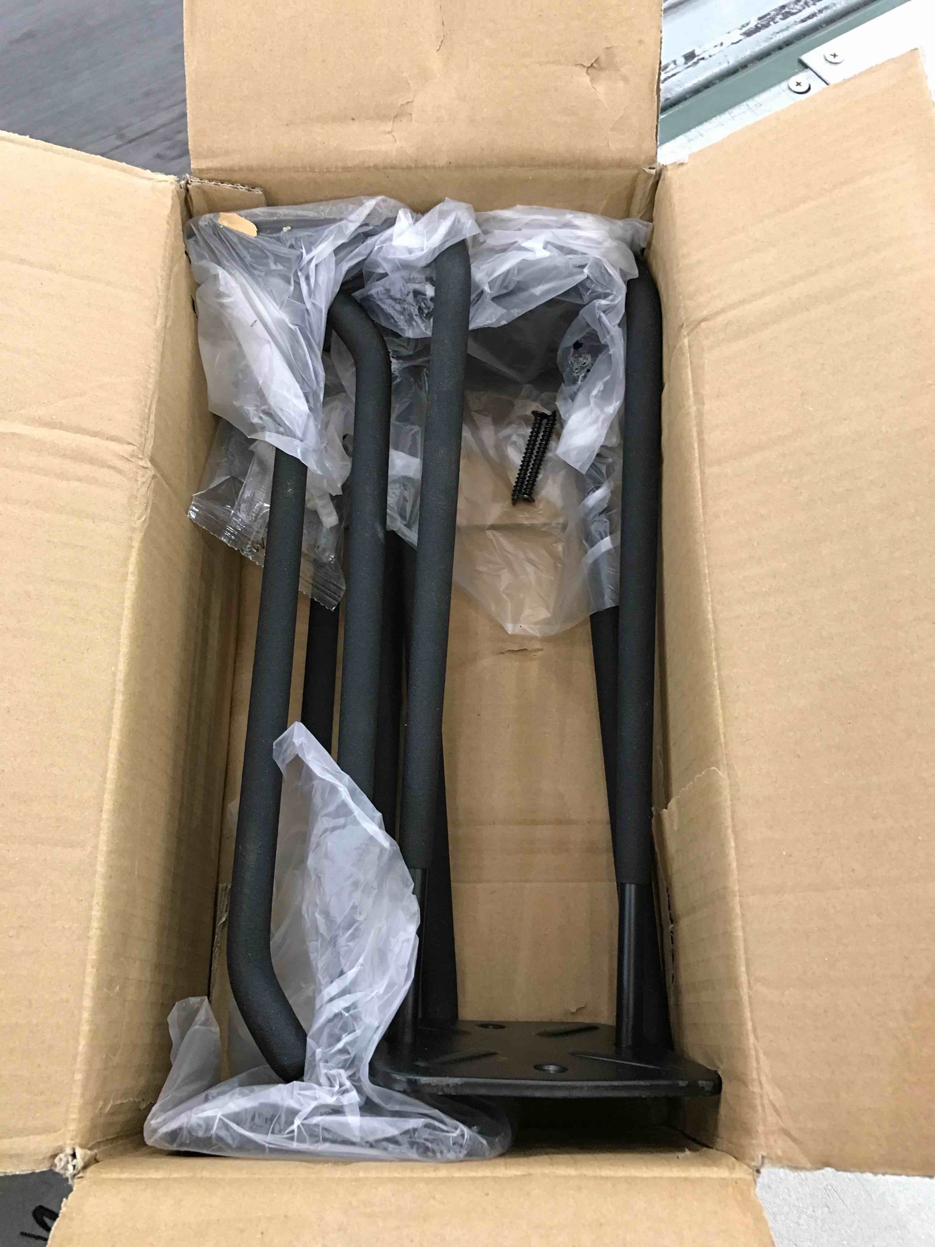 https://s3.amazonaws.com/lotting-images-prod/bidfta/EXS00540149_1696444401909.jpeg