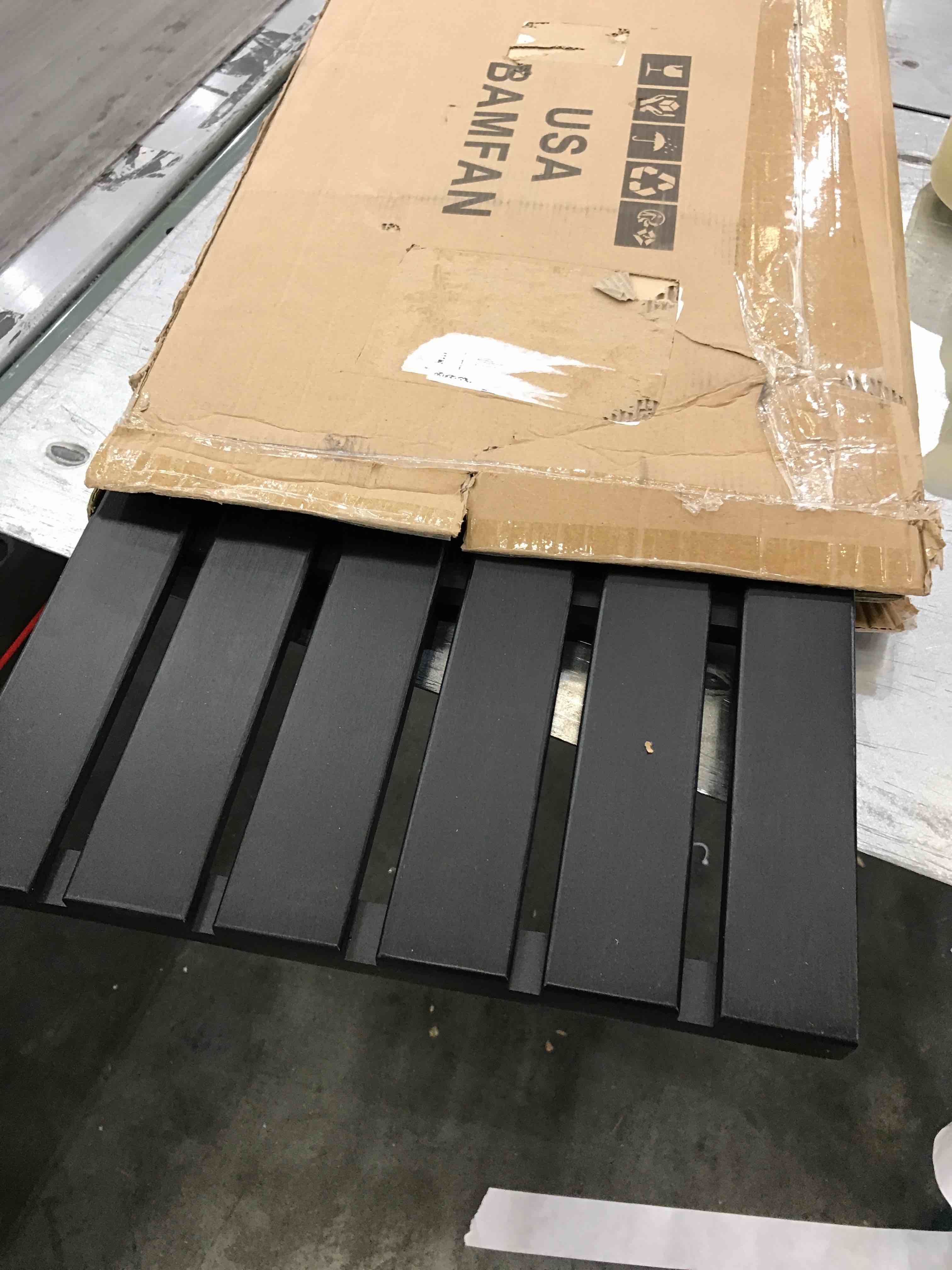 https://s3.amazonaws.com/lotting-images-prod/bidfta/EXS00540150_1696444585909.jpeg