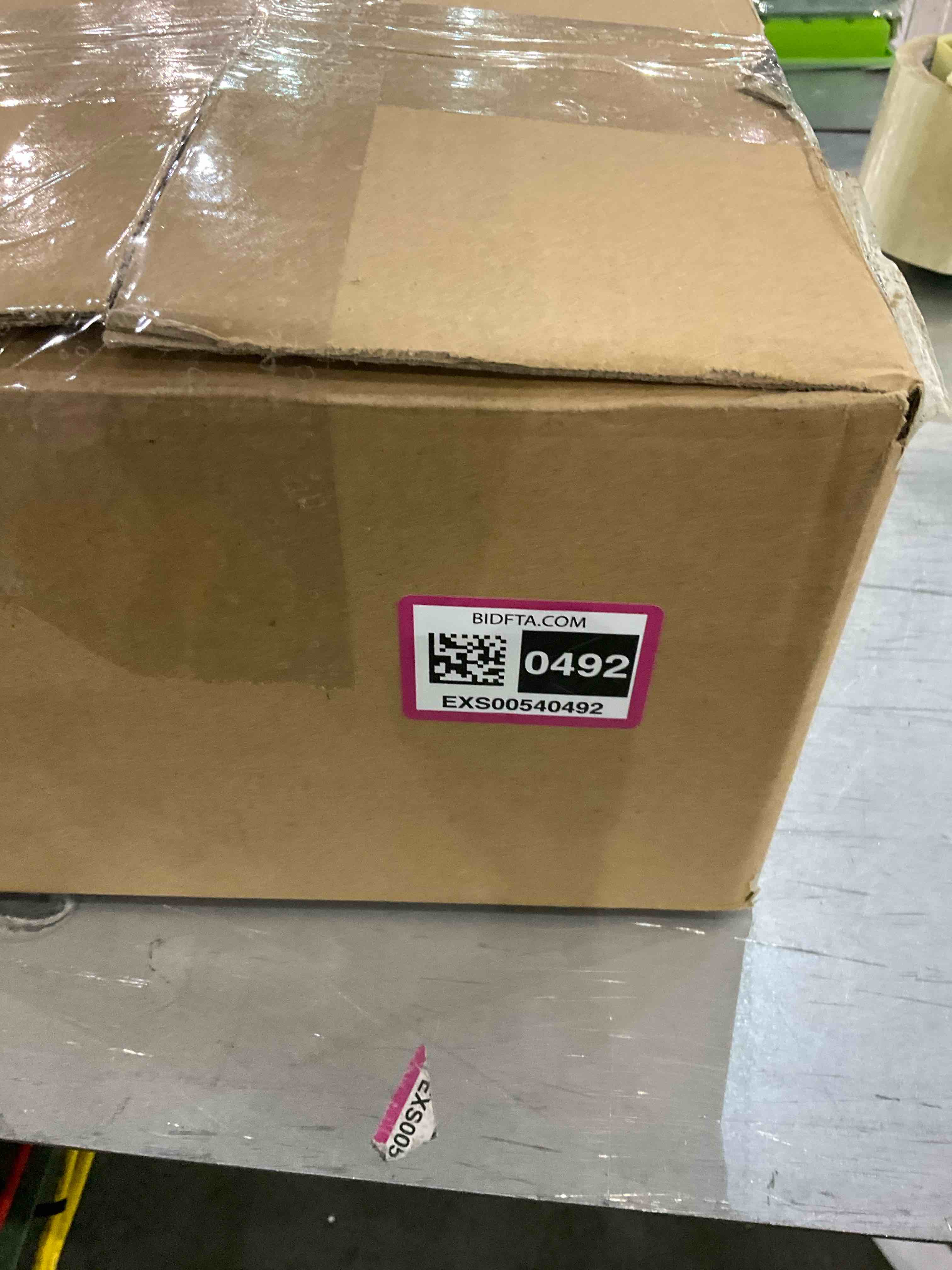 https://s3.amazonaws.com/lotting-images-prod/bidfta/EXS00540492_1696593766935.jpeg
