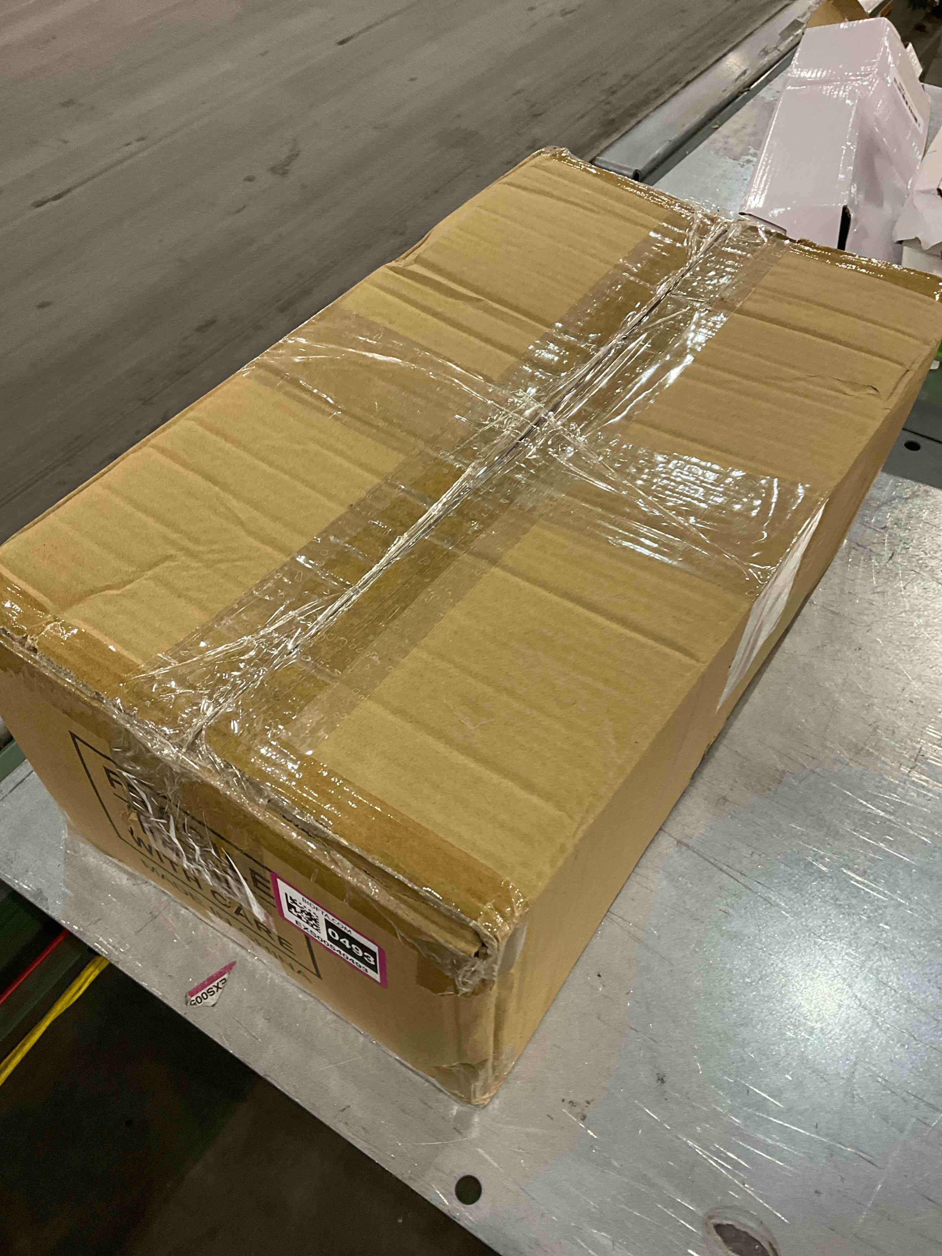 https://s3.amazonaws.com/lotting-images-prod/bidfta/EXS00540493_1696593840536.jpeg