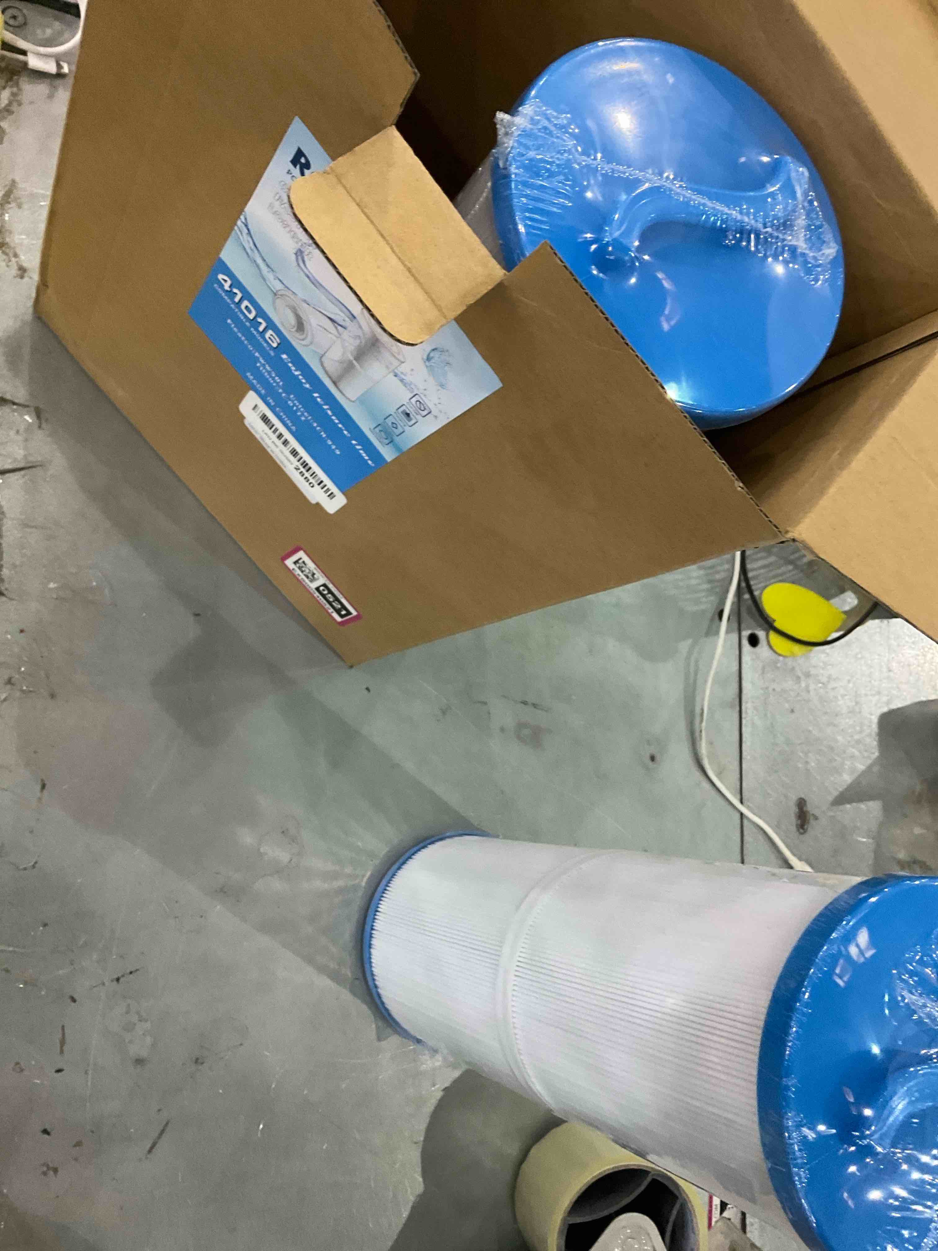 https://s3.amazonaws.com/lotting-images-prod/bidfta/EXS00540521_1695931663935.jpeg