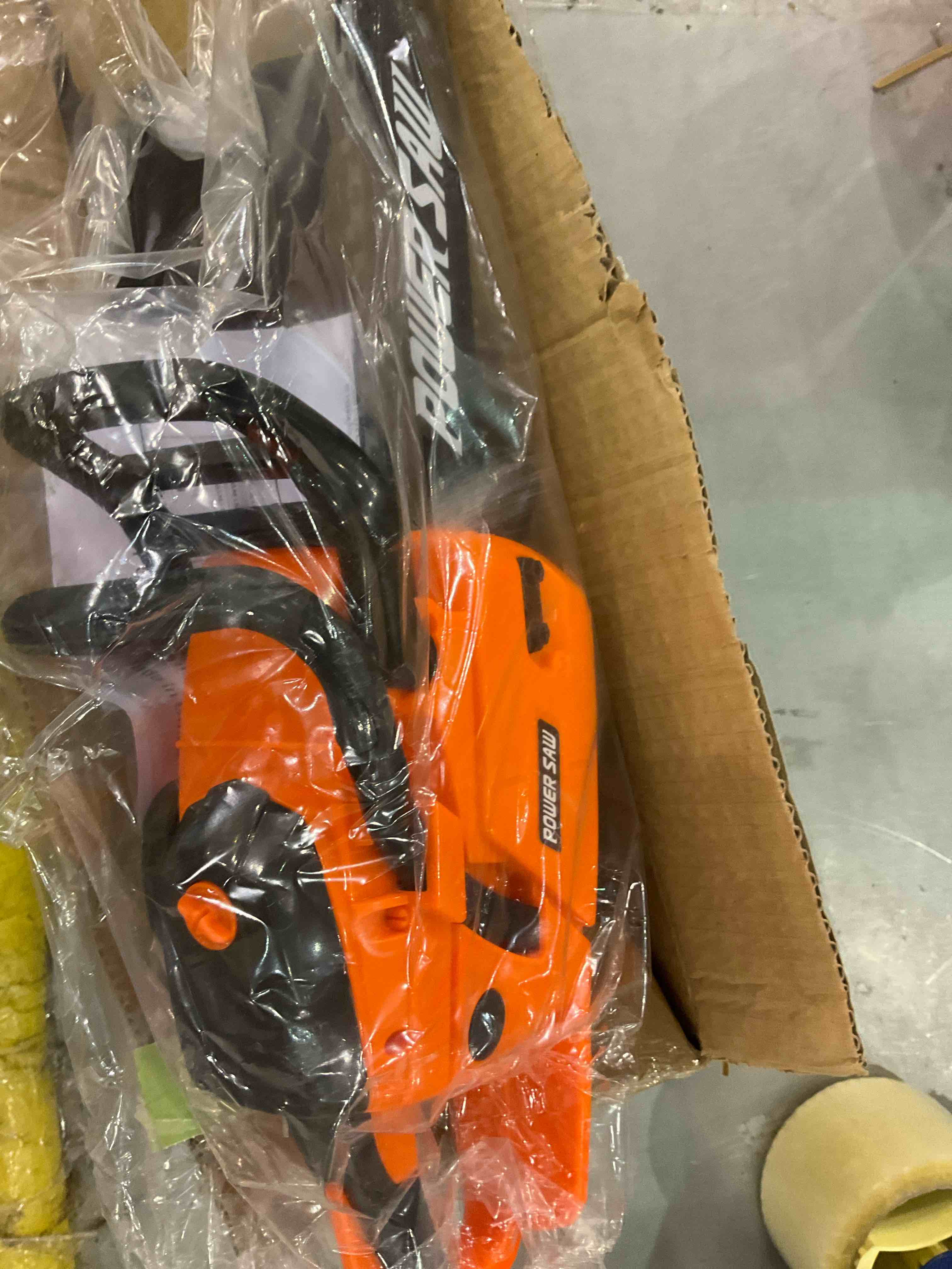 https://s3.amazonaws.com/lotting-images-prod/bidfta/EXS00540597_1695999777754.jpeg