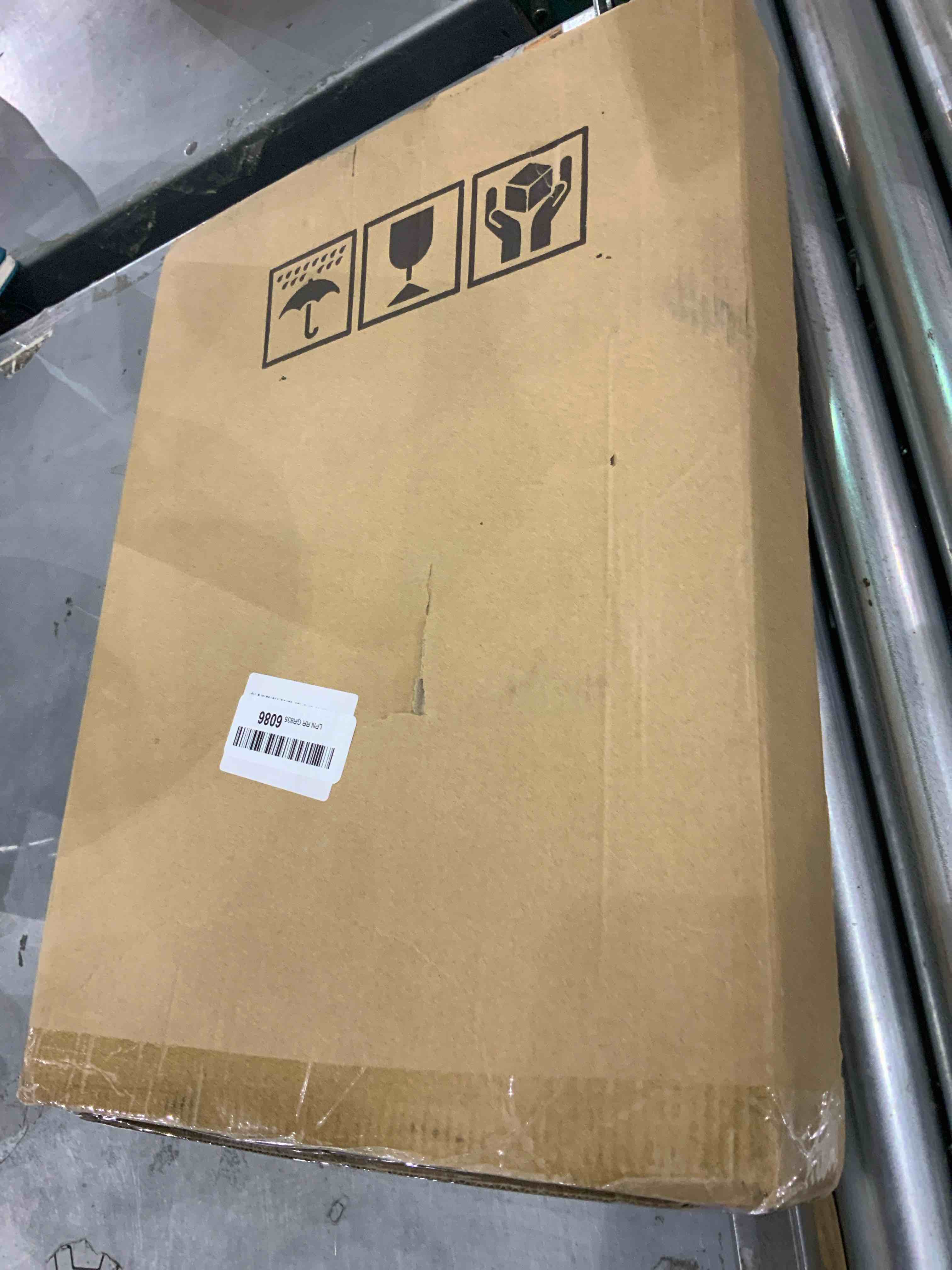 https://s3.amazonaws.com/lotting-images-prod/bidfta/EXS00541296_1695728698314.jpeg