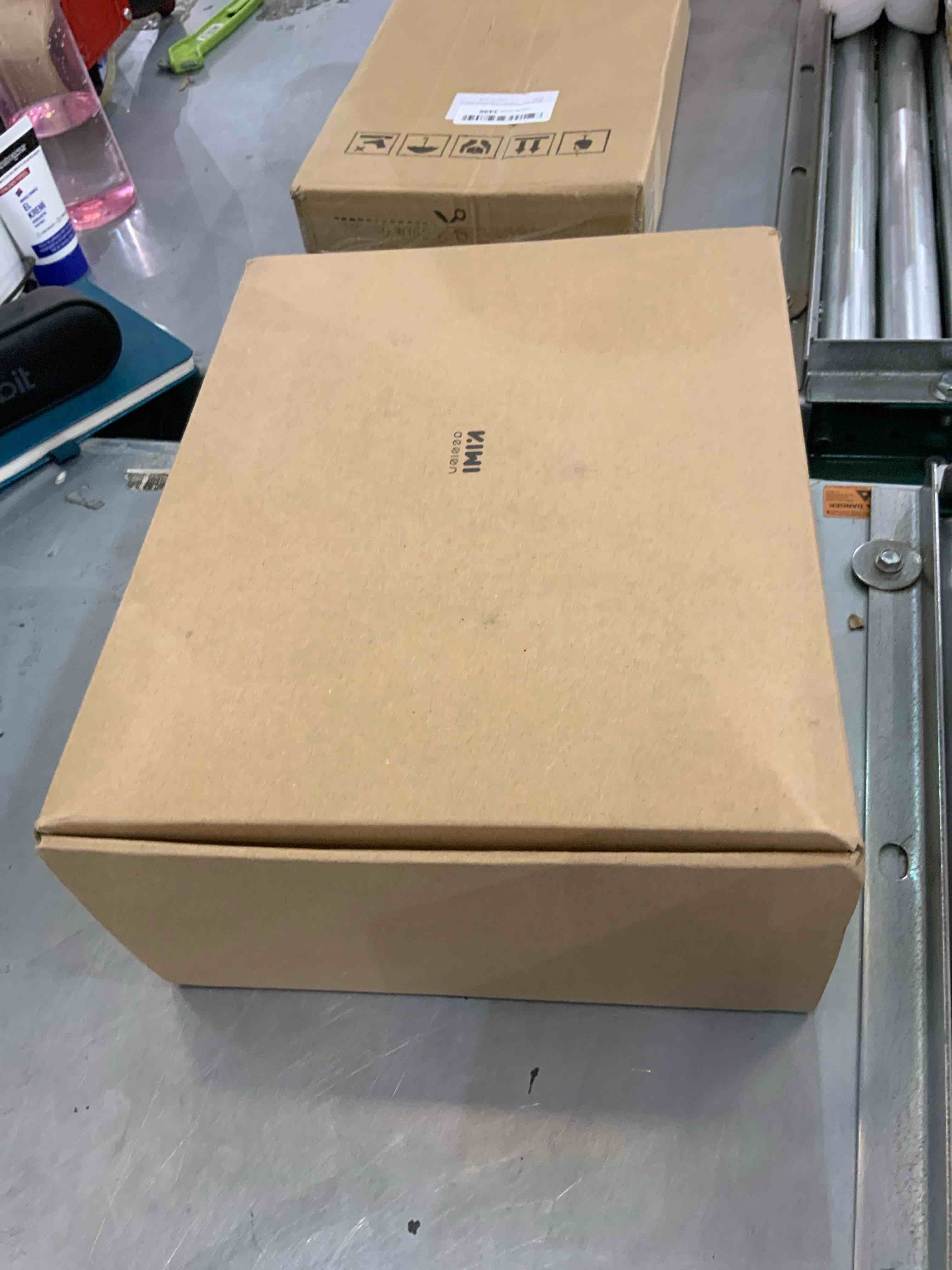 https://s3.amazonaws.com/lotting-images-prod/bidfta/EXS00541424_1695739637219.jpeg
