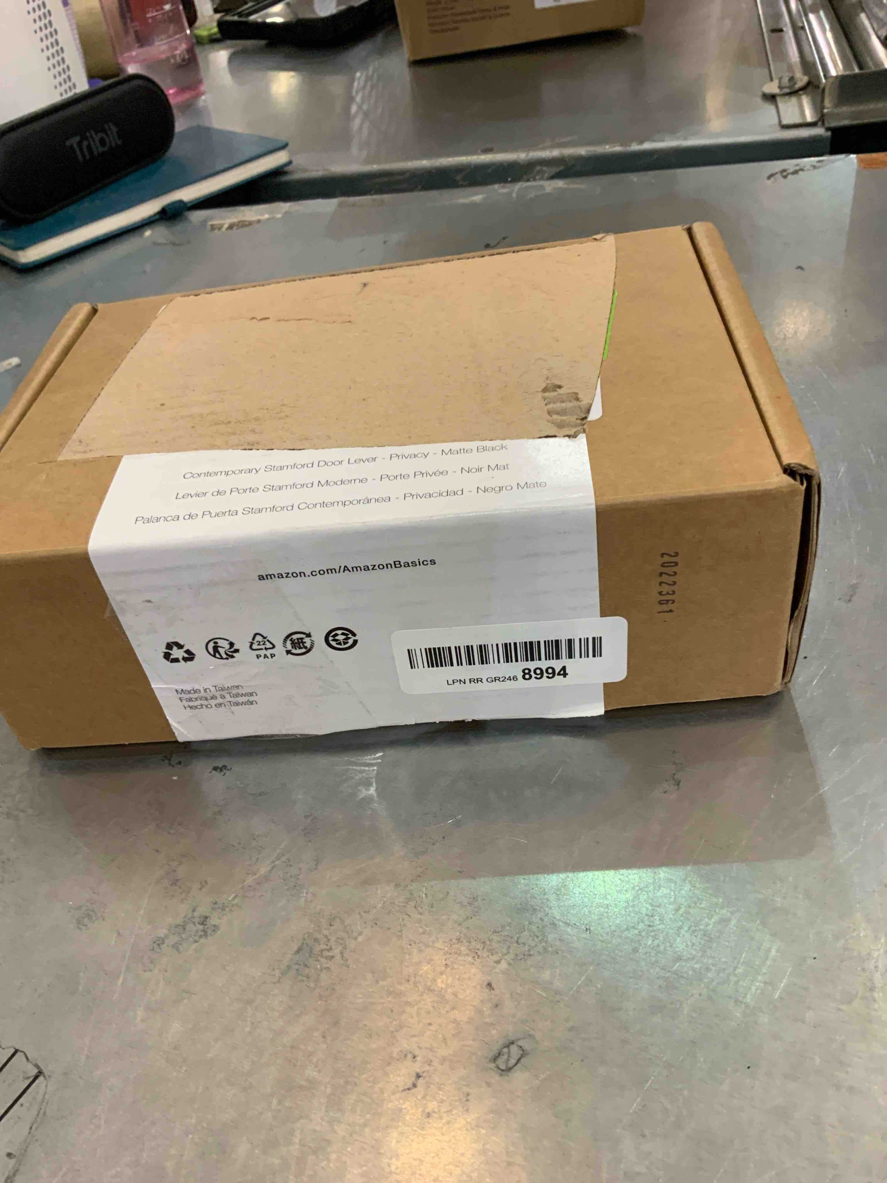 https://s3.amazonaws.com/lotting-images-prod/bidfta/EXS00541468_1695743782277.jpeg