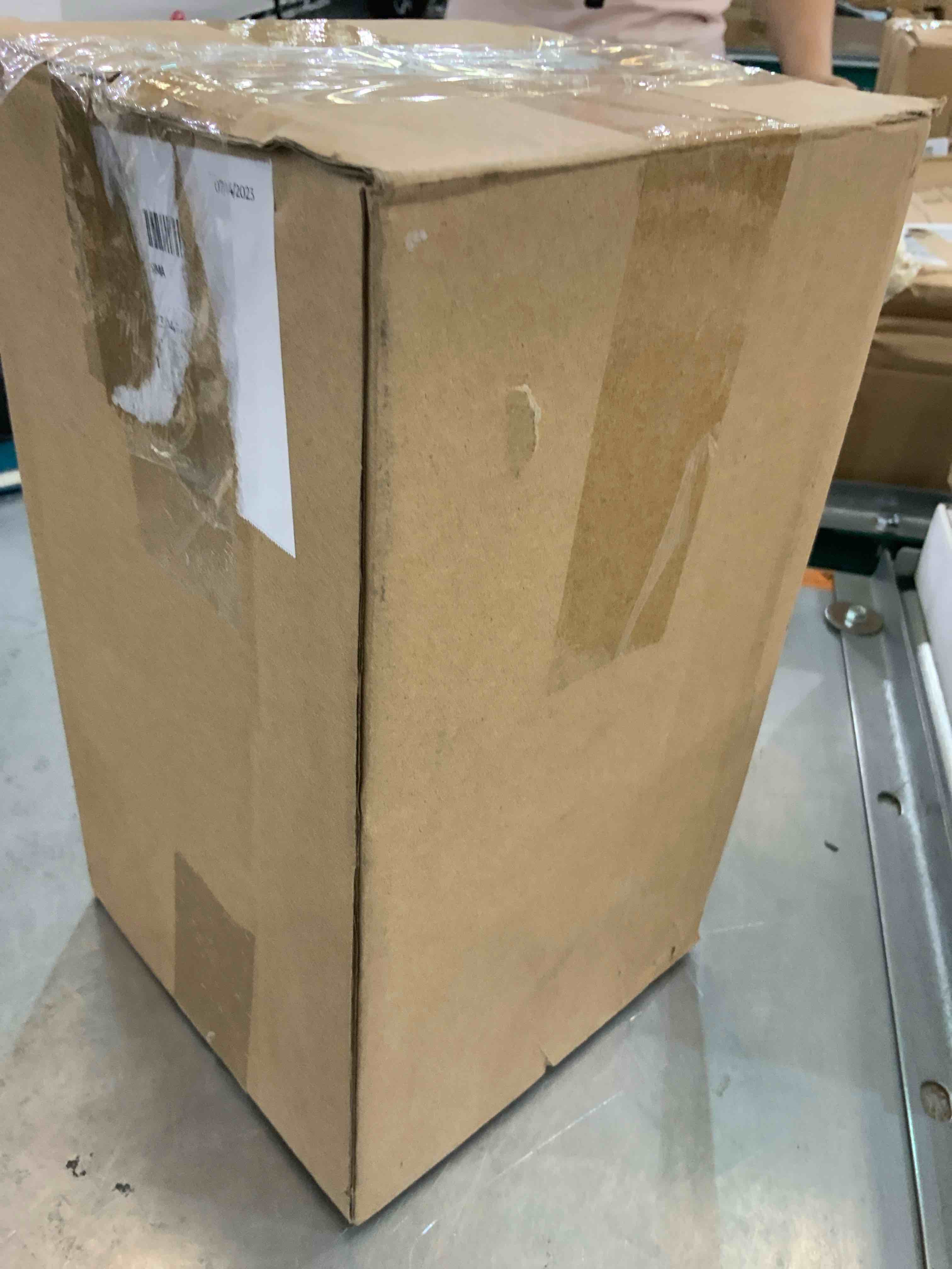 https://s3.amazonaws.com/lotting-images-prod/bidfta/EXS00541475_1695746580251.jpeg