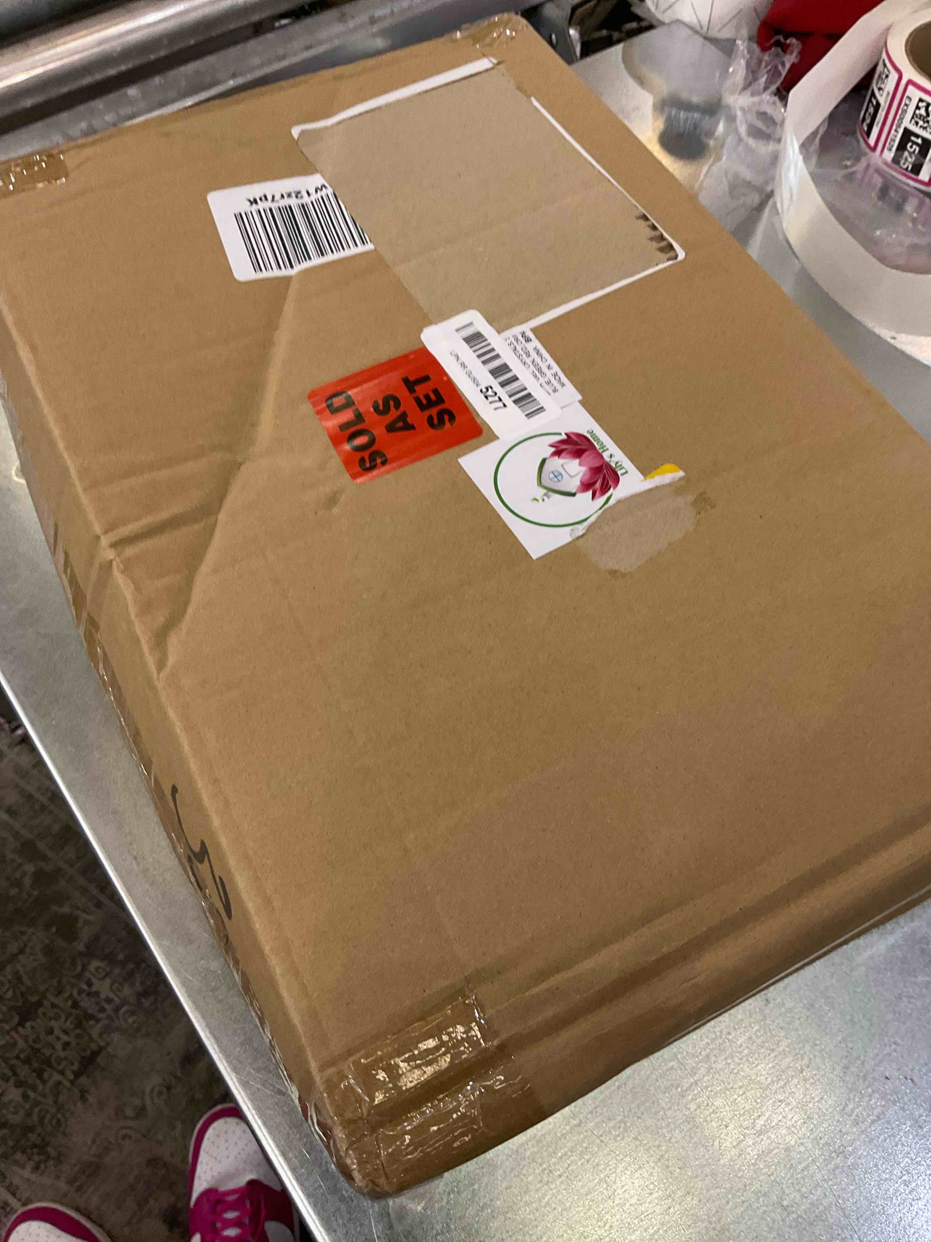 https://s3.amazonaws.com/lotting-images-prod/bidfta/EXS00541515_1695737764087.jpeg