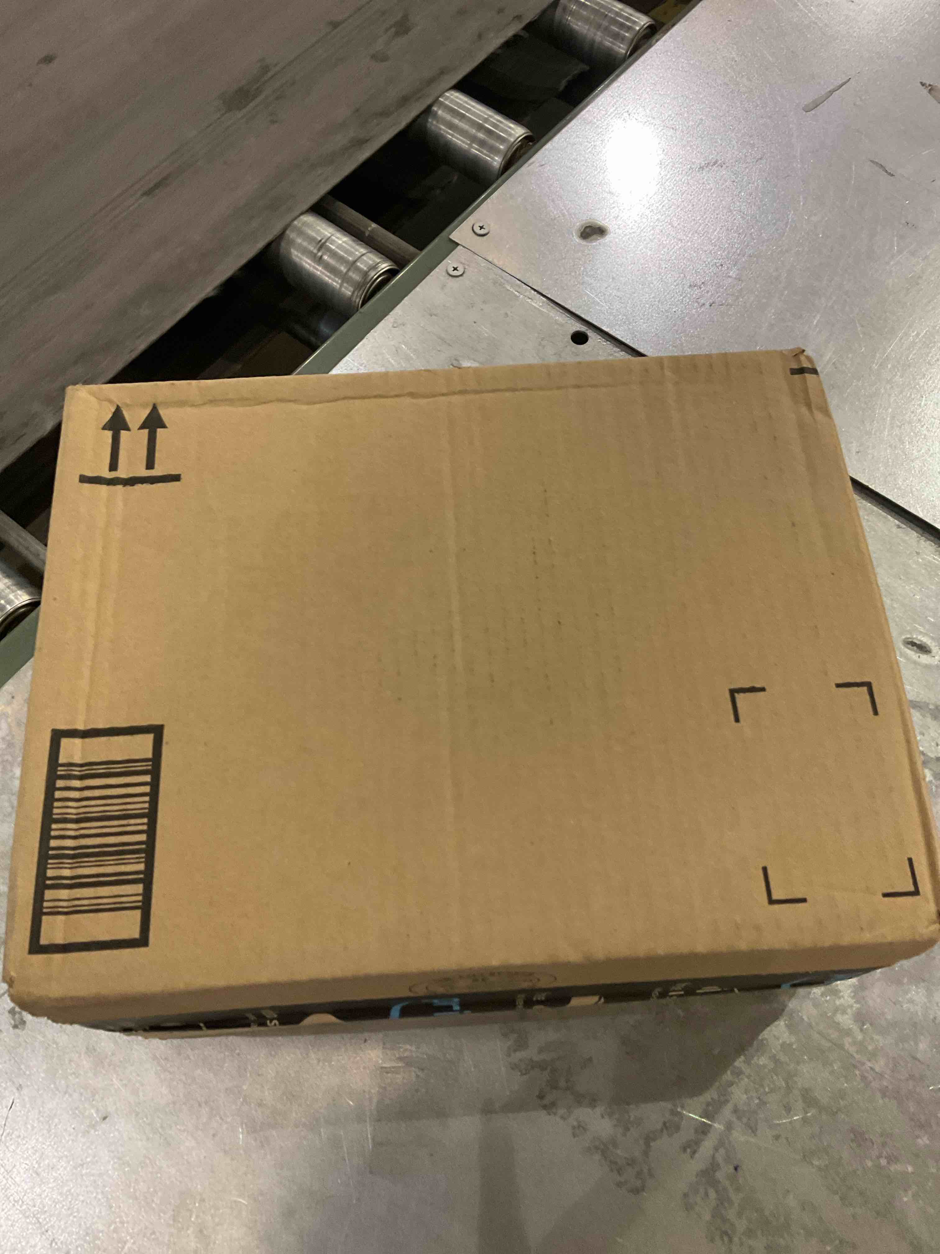 https://s3.amazonaws.com/lotting-images-prod/bidfta/EXS00541717_1696534417975.jpeg