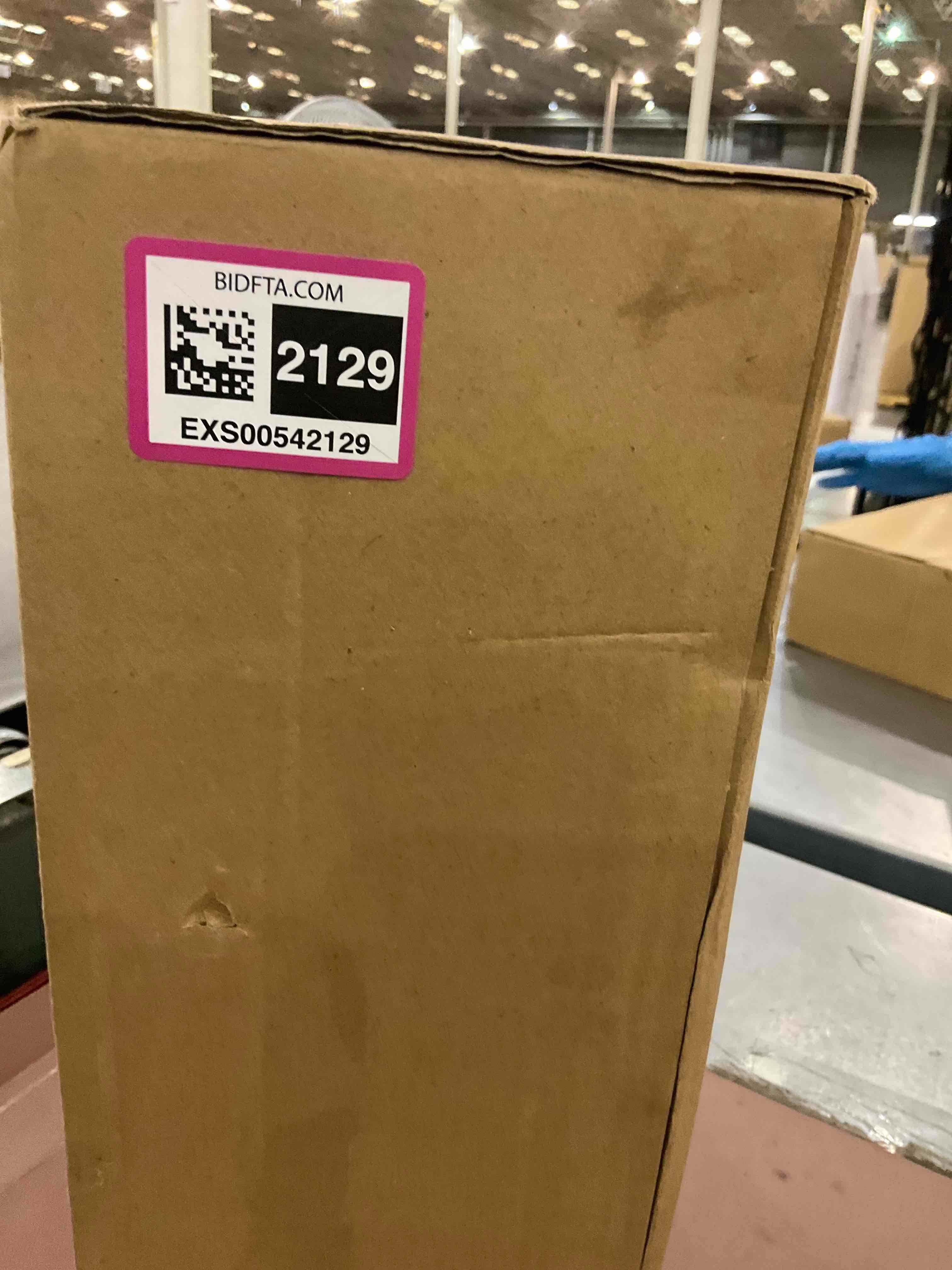 https://s3.amazonaws.com/lotting-images-prod/bidfta/EXS00542129_1696517552593.jpeg