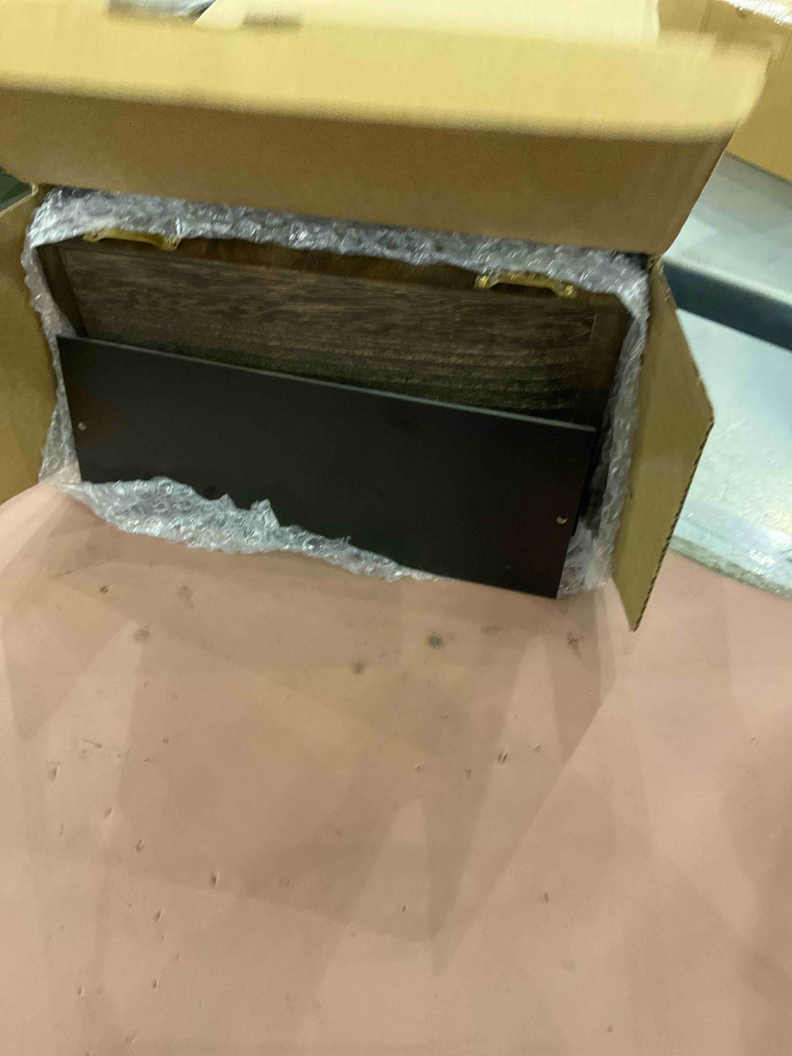 https://s3.amazonaws.com/lotting-images-prod/bidfta/EXS00542129_1696517623988.jpeg