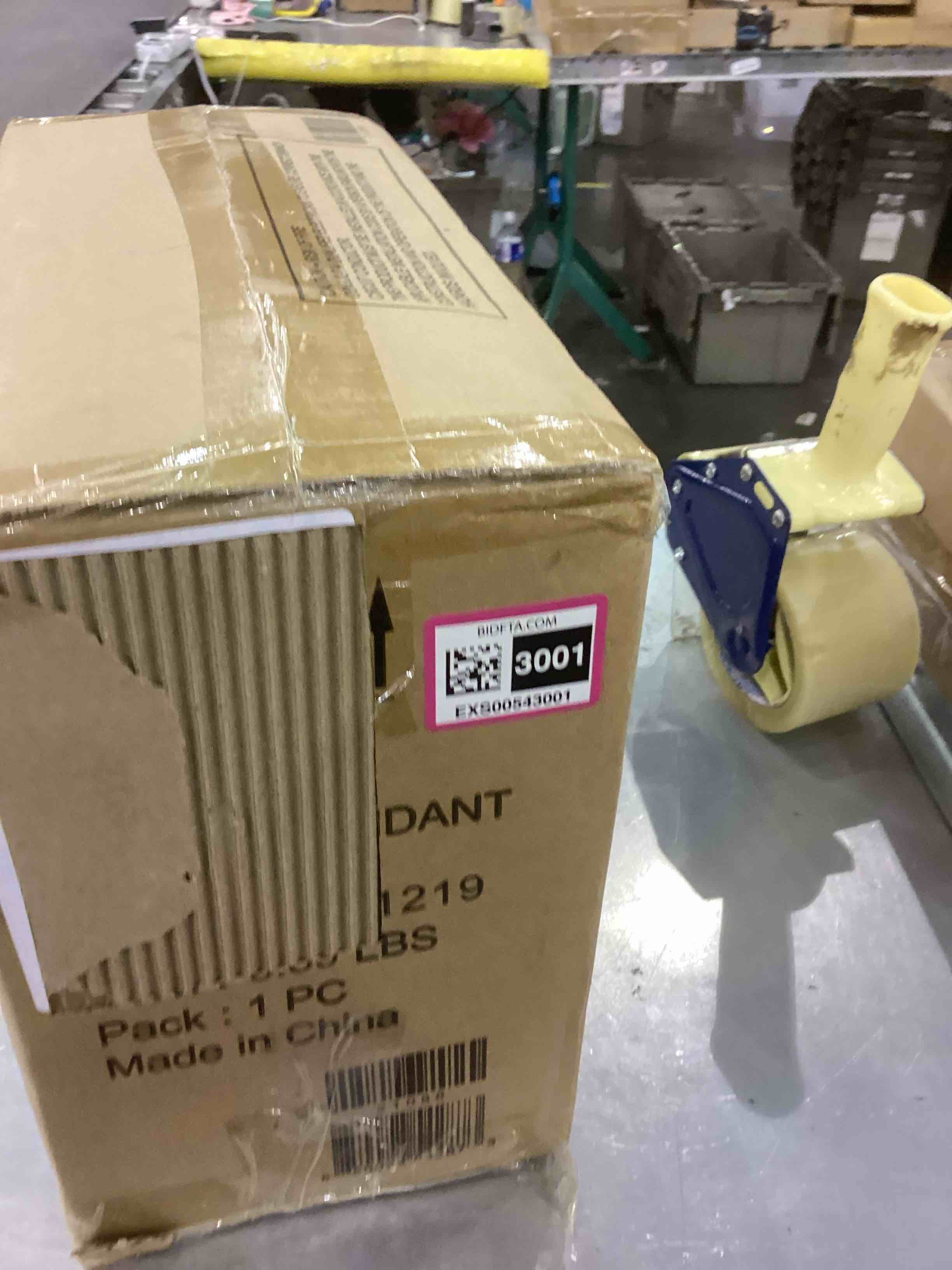 https://s3.amazonaws.com/lotting-images-prod/bidfta/EXS00543001_1695726375380.jpeg