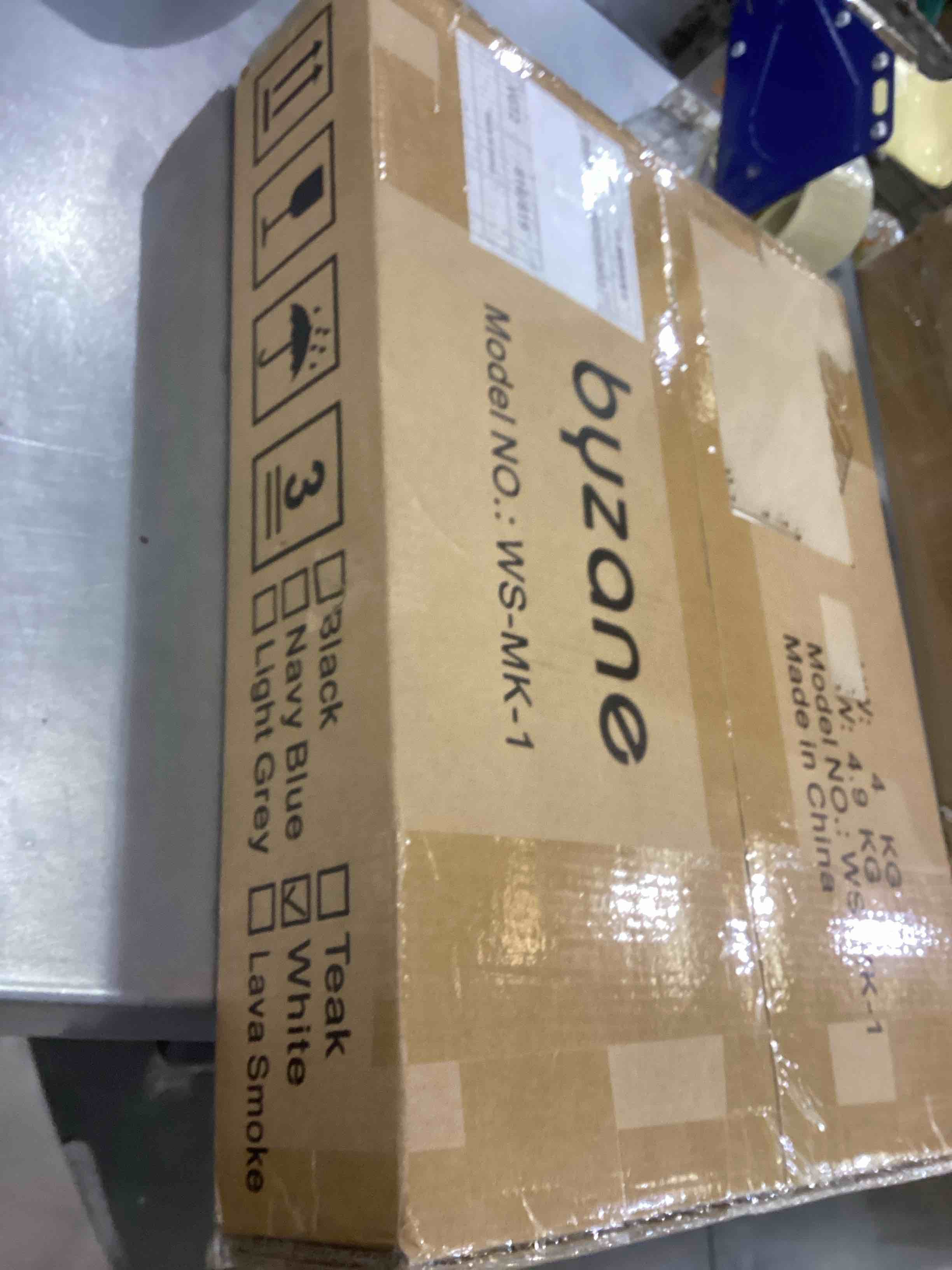 https://s3.amazonaws.com/lotting-images-prod/bidfta/EXS00543130_1695738402496.jpeg