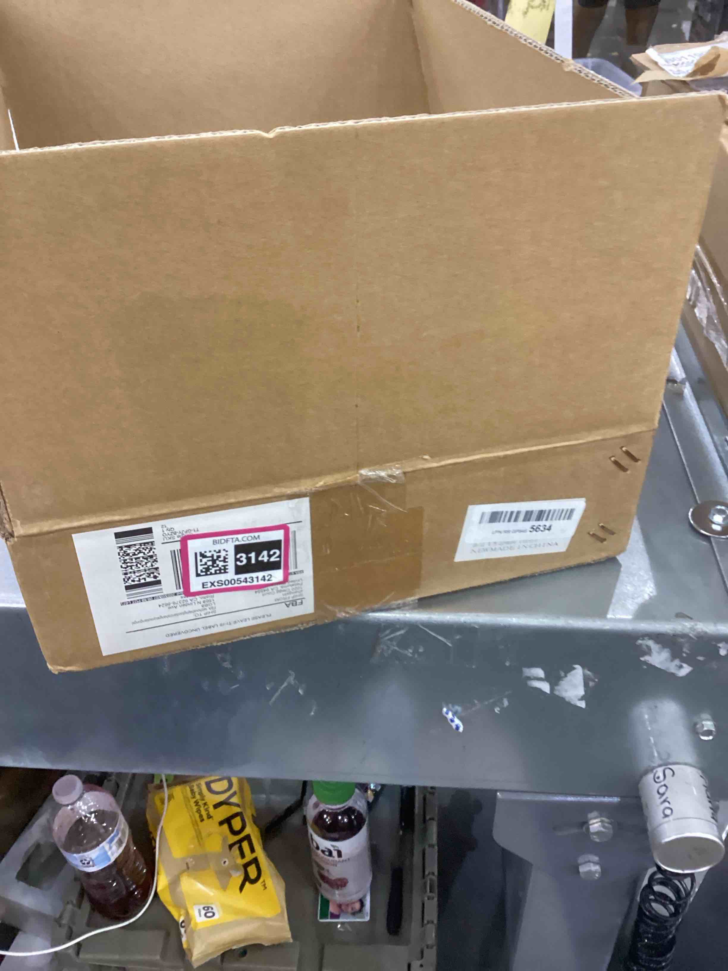 https://s3.amazonaws.com/lotting-images-prod/bidfta/EXS00543142_1695739241504.jpeg