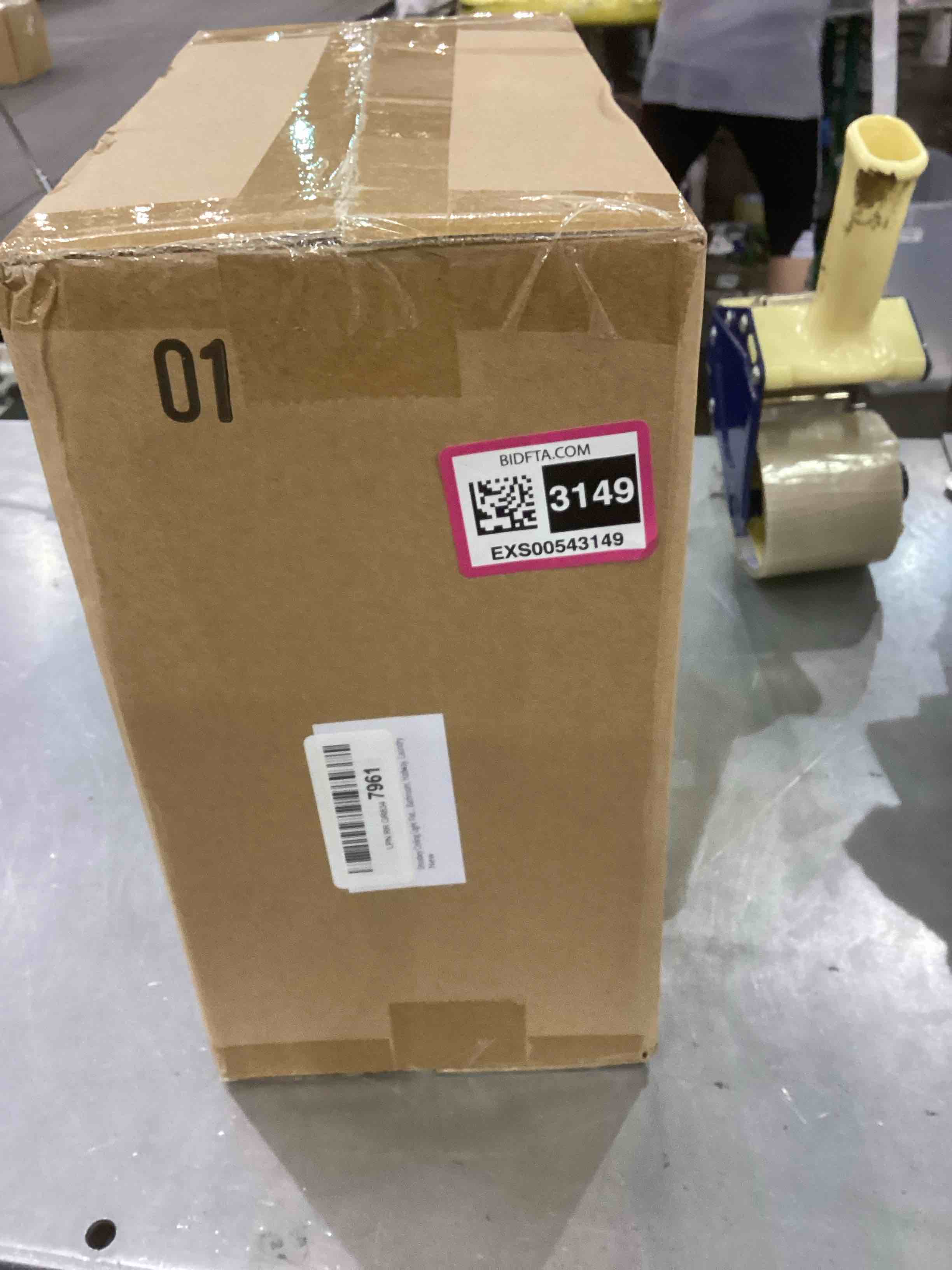 https://s3.amazonaws.com/lotting-images-prod/bidfta/EXS00543149_1695739983948.jpeg